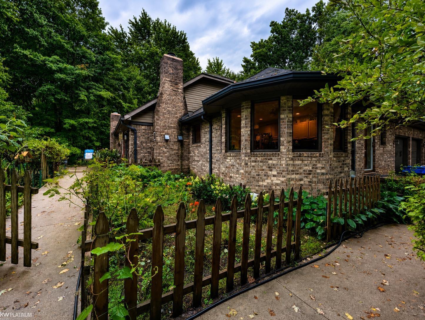 7690 Lambs Road Property Photo 6