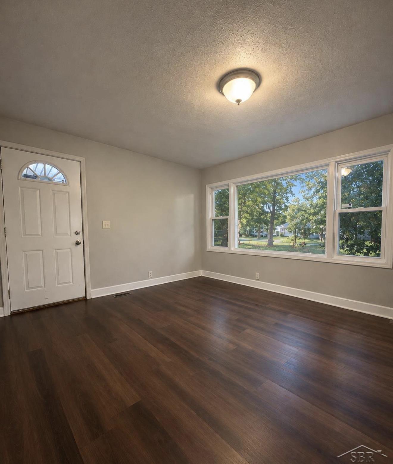 1480 Linden Street Property Photo 12