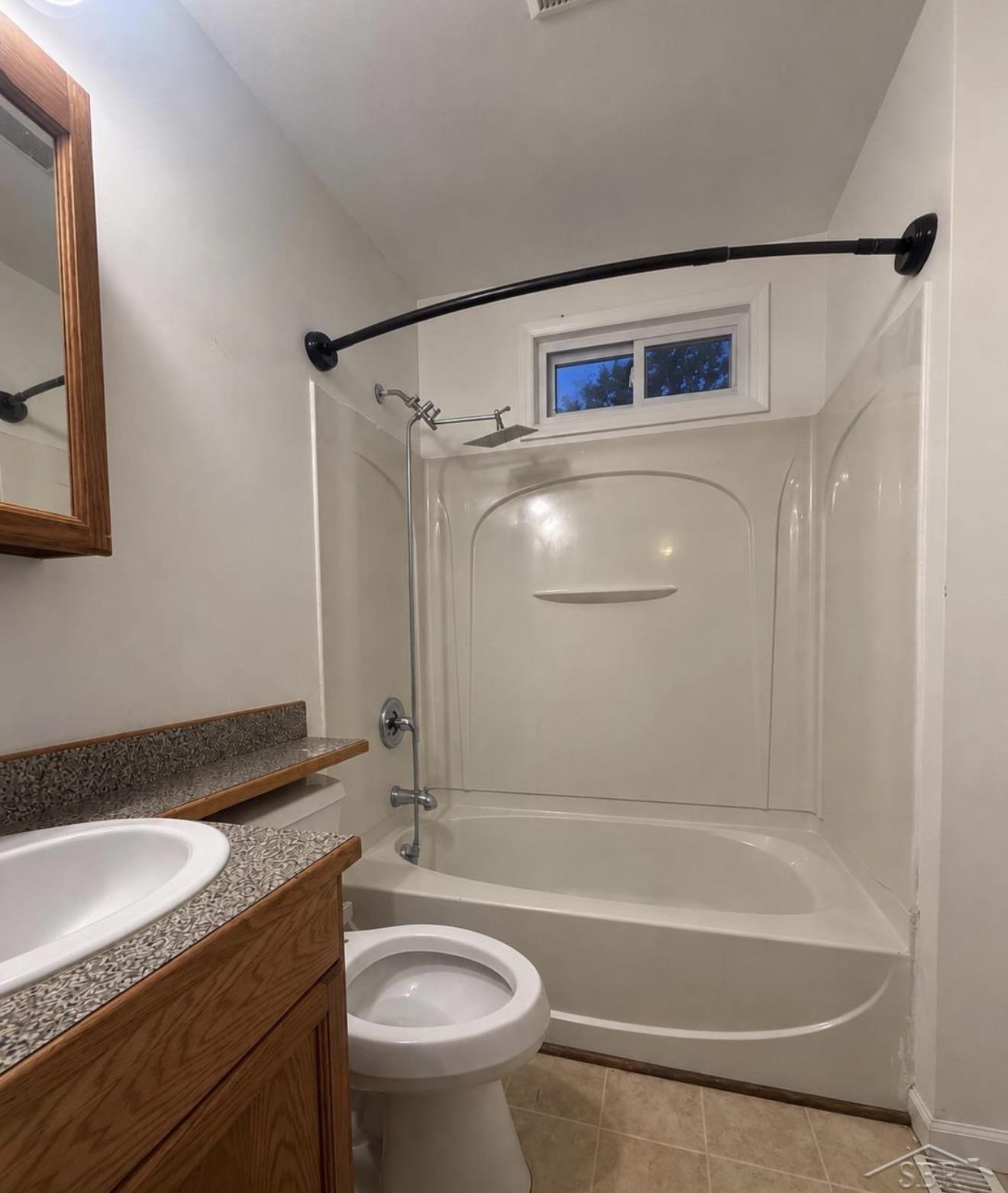 1480 Linden Street Property Photo 25