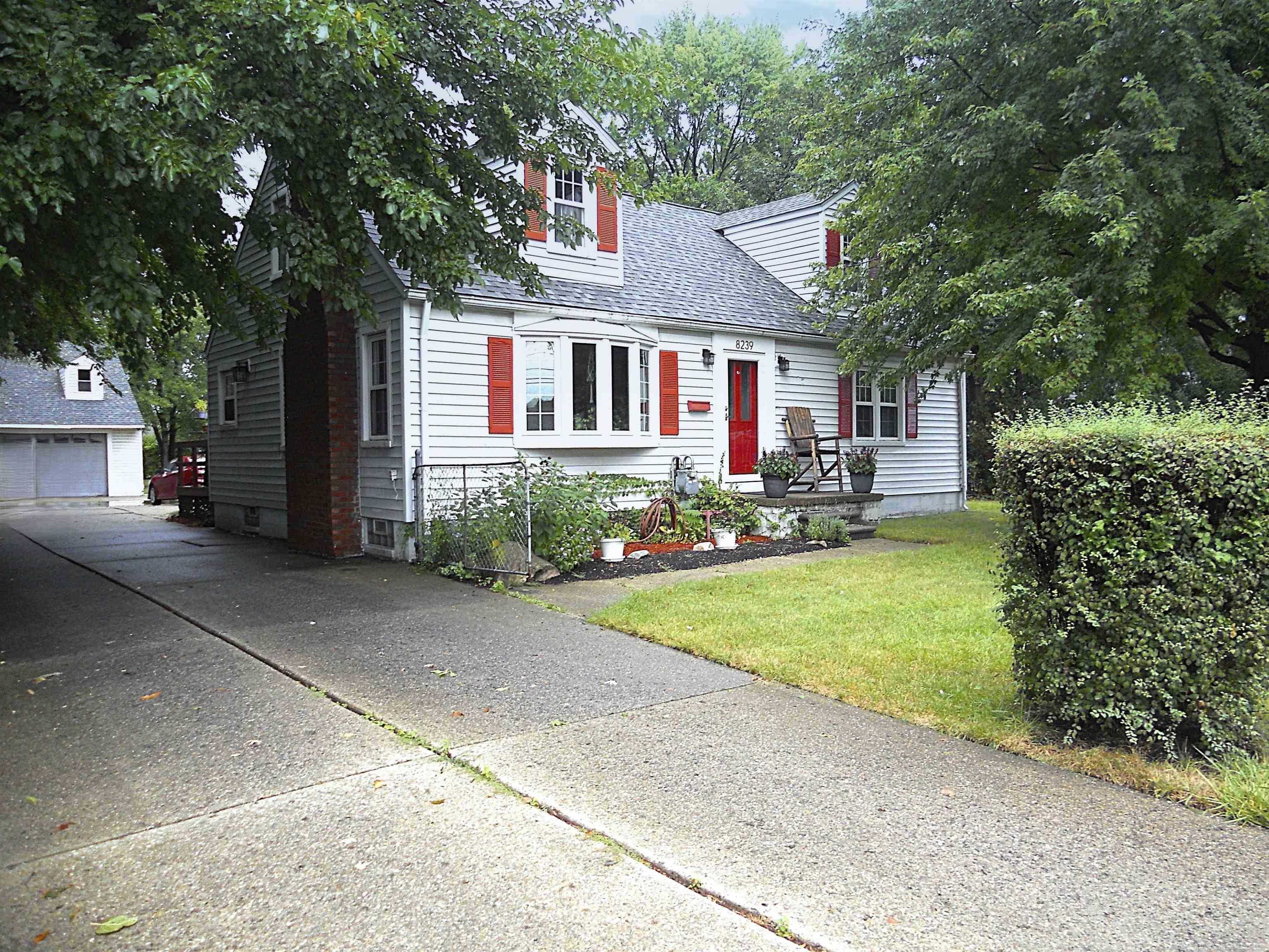 8239 Garbor Drive Property Photo 1