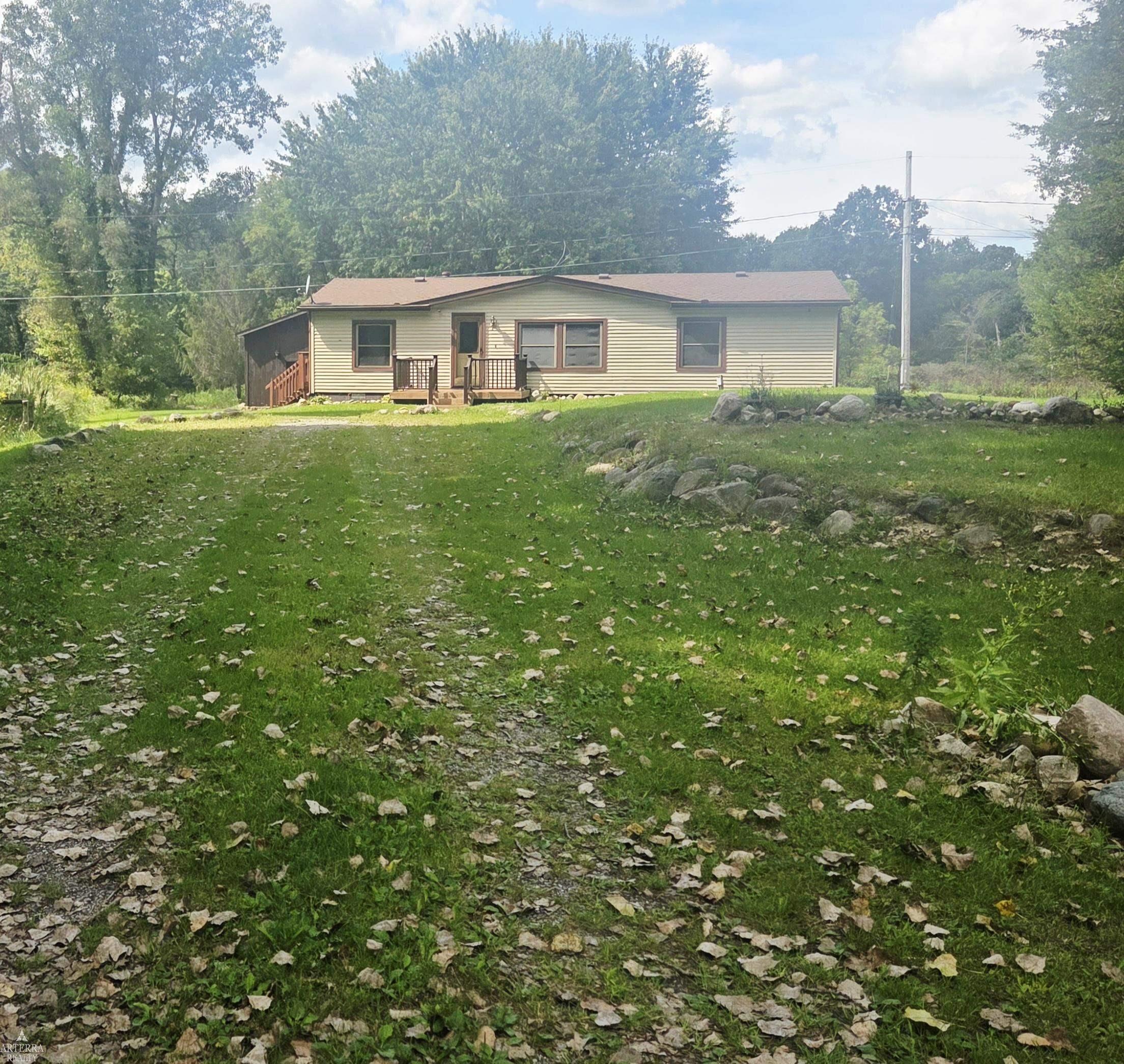 20874 Winifred Ct Court Property Photo 2