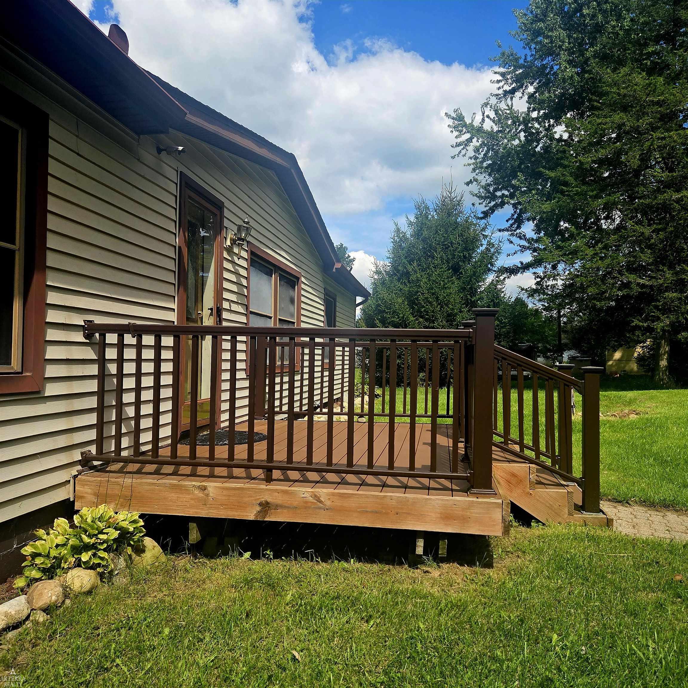 20874 Winifred Ct Court Property Photo 3