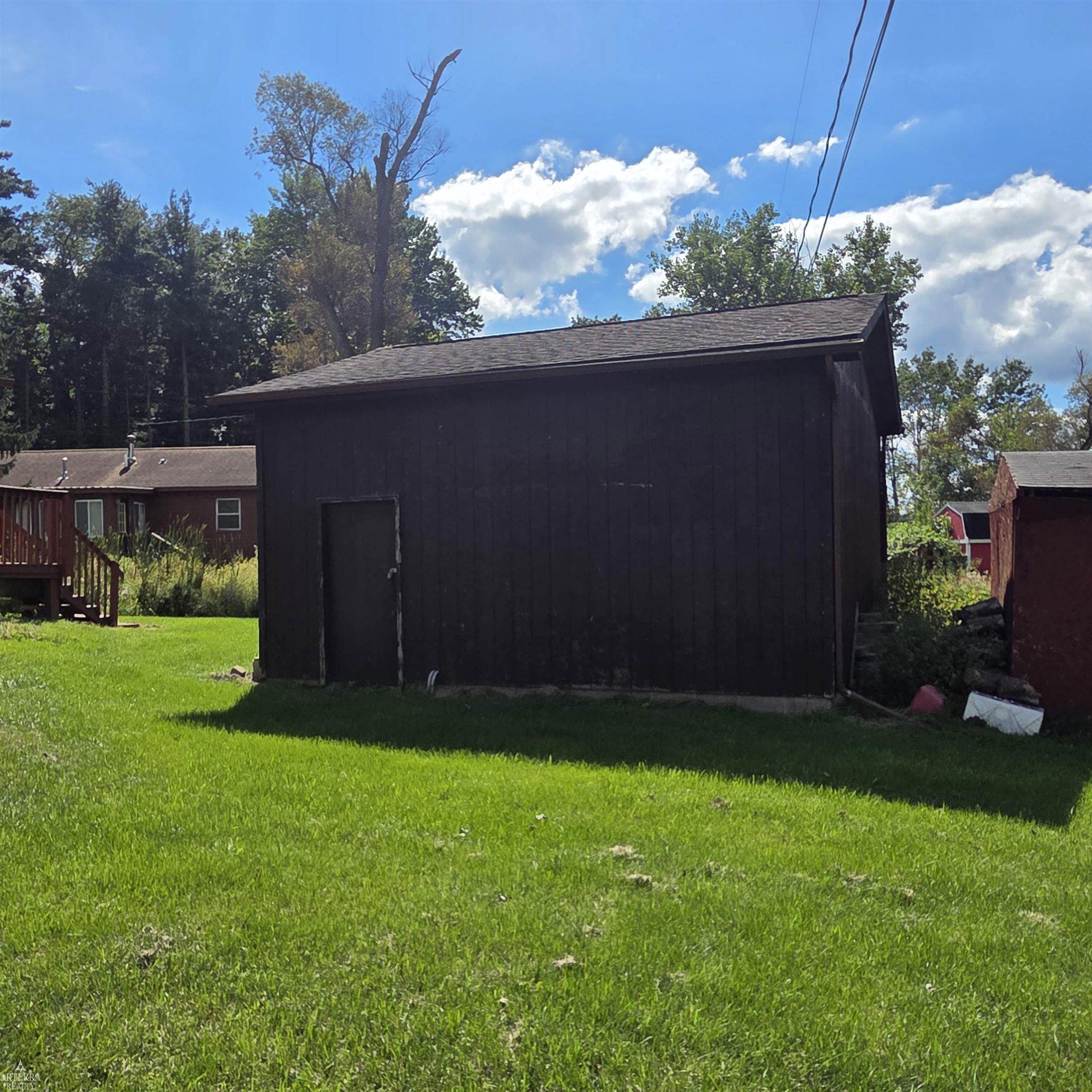 20874 Winifred Ct Court Property Photo 8