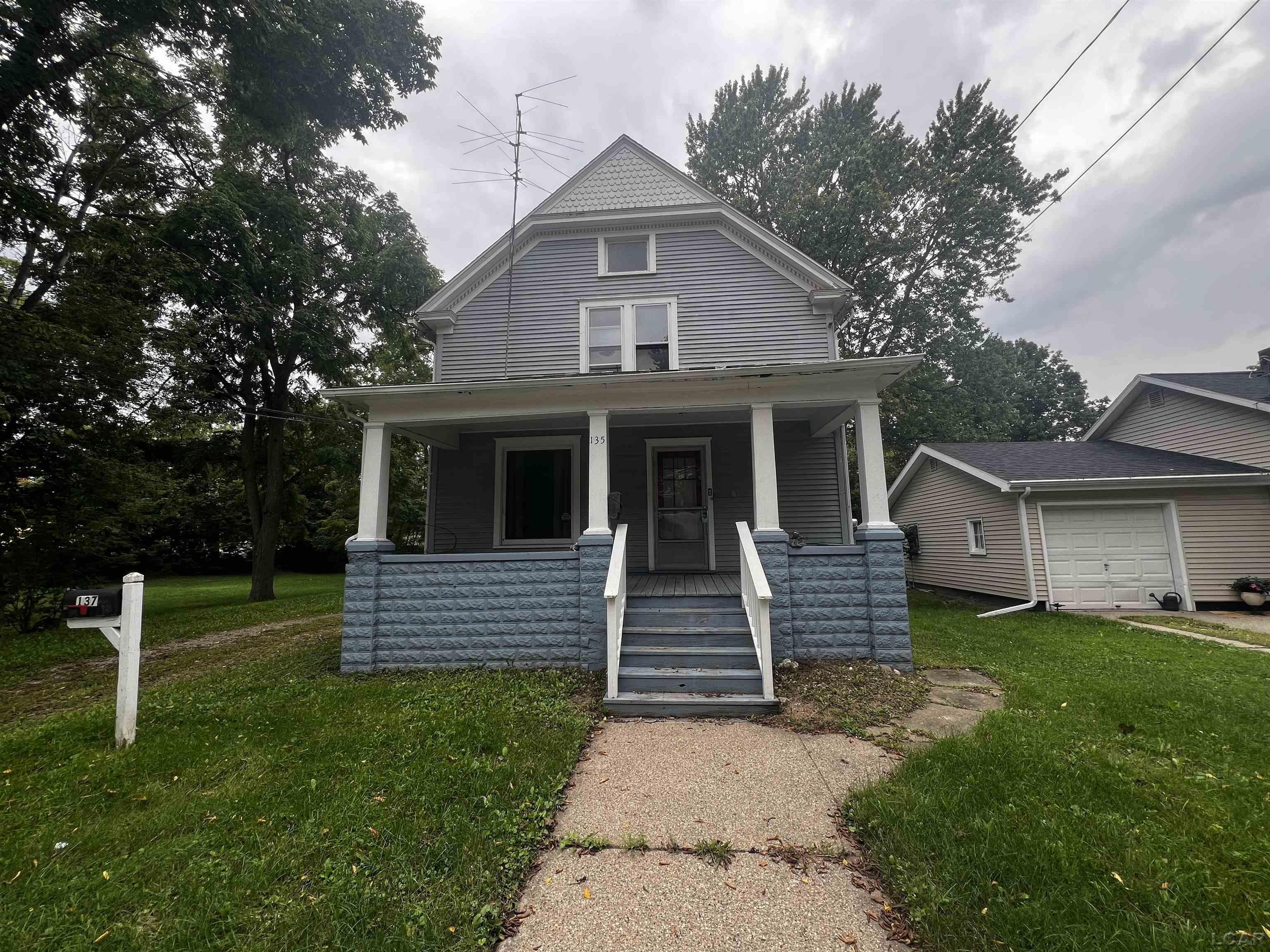 135 N Mckenzie Street Property Photo 1