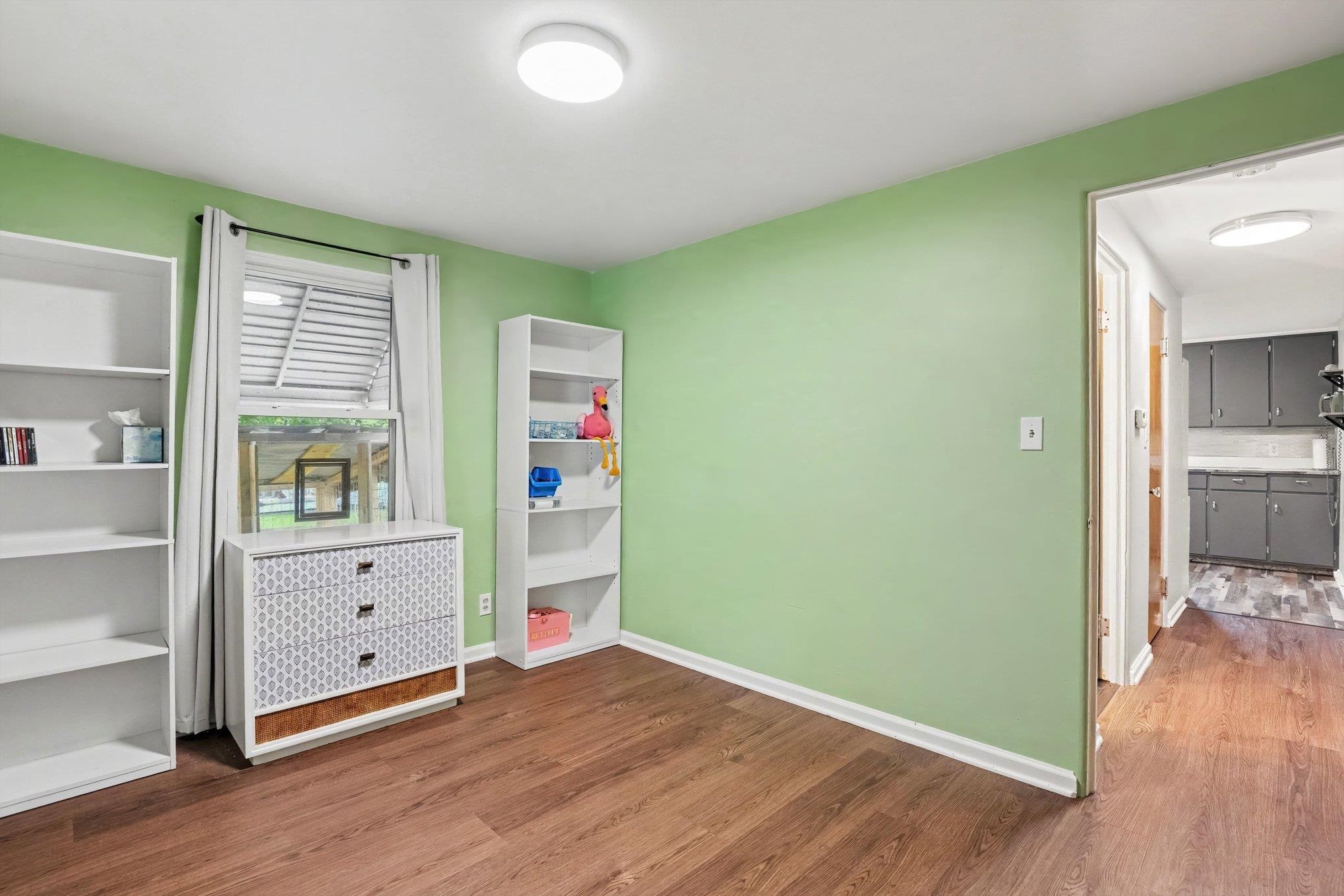 607 N Sophia Street Property Photo 15