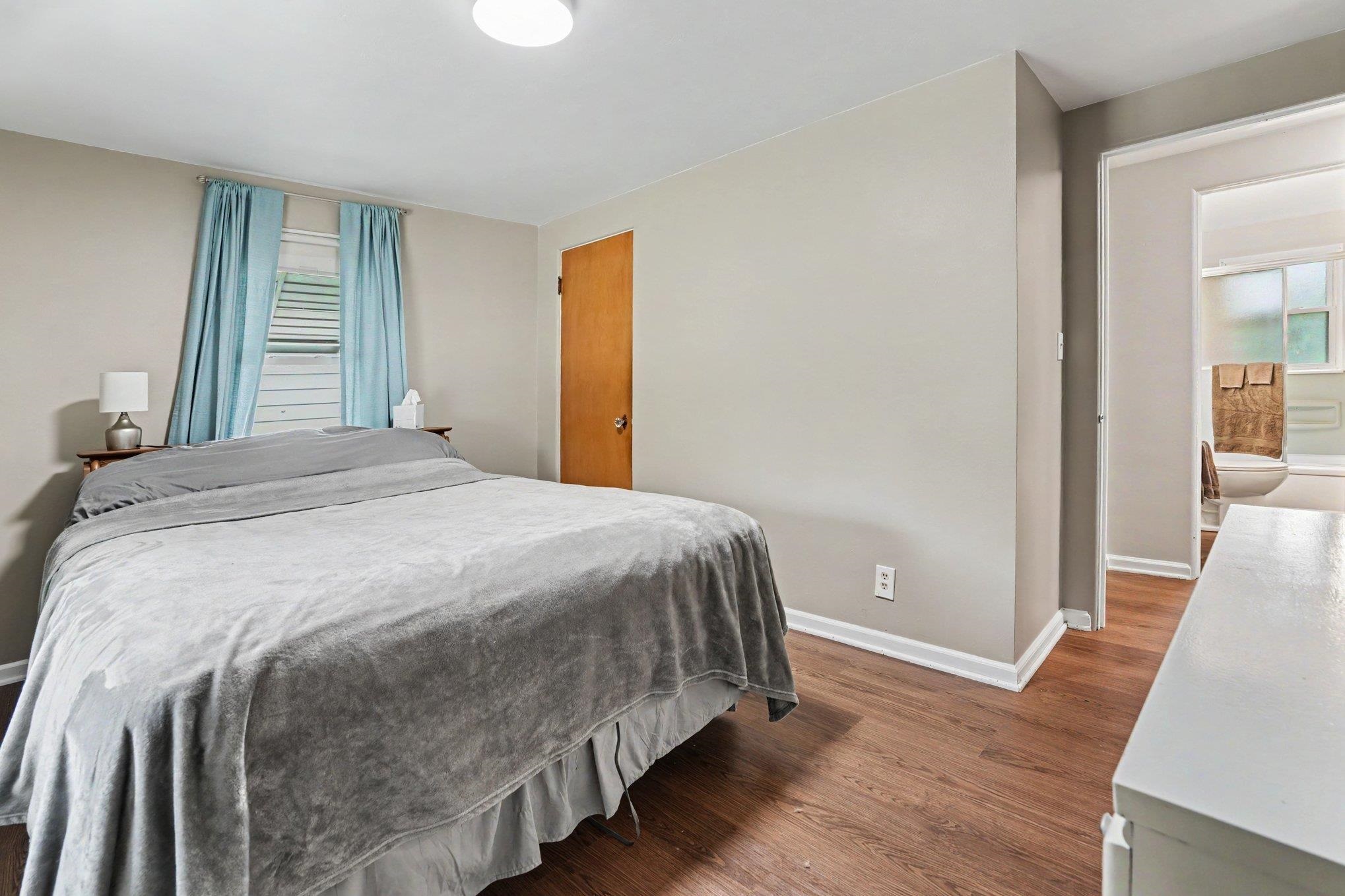 607 N Sophia Street Property Photo 17