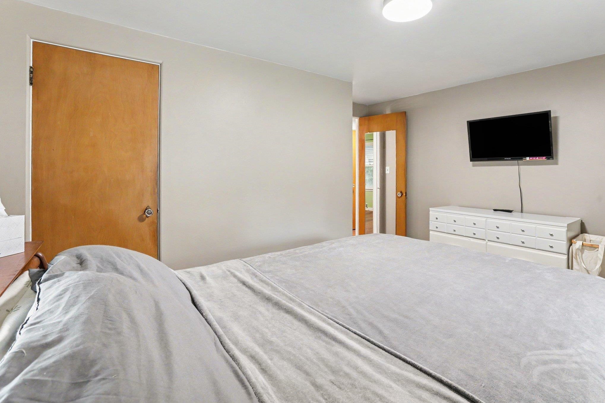607 N Sophia Street Property Photo 18
