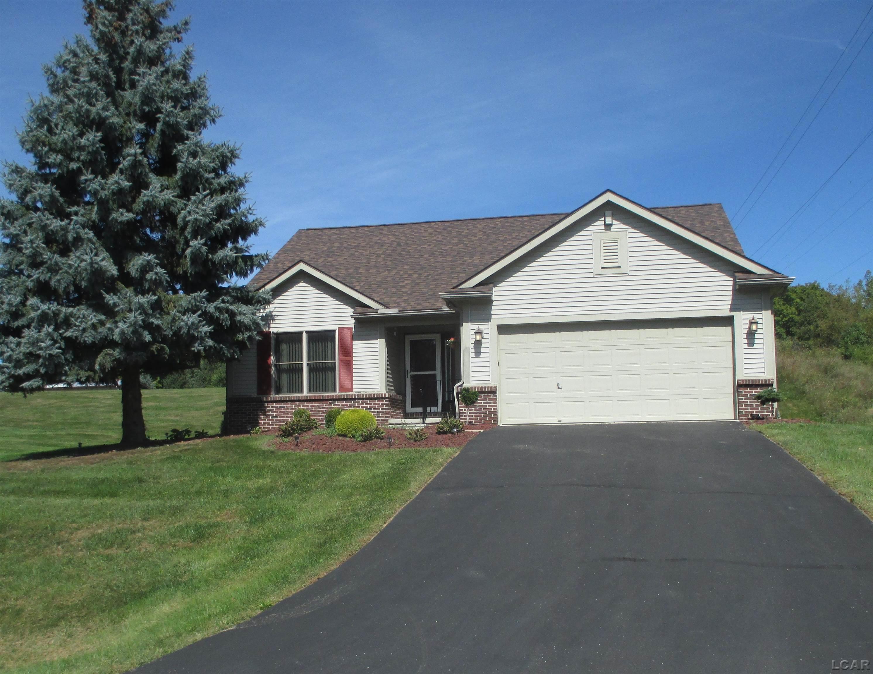 2304 Woodridge Drive Property Photo 1