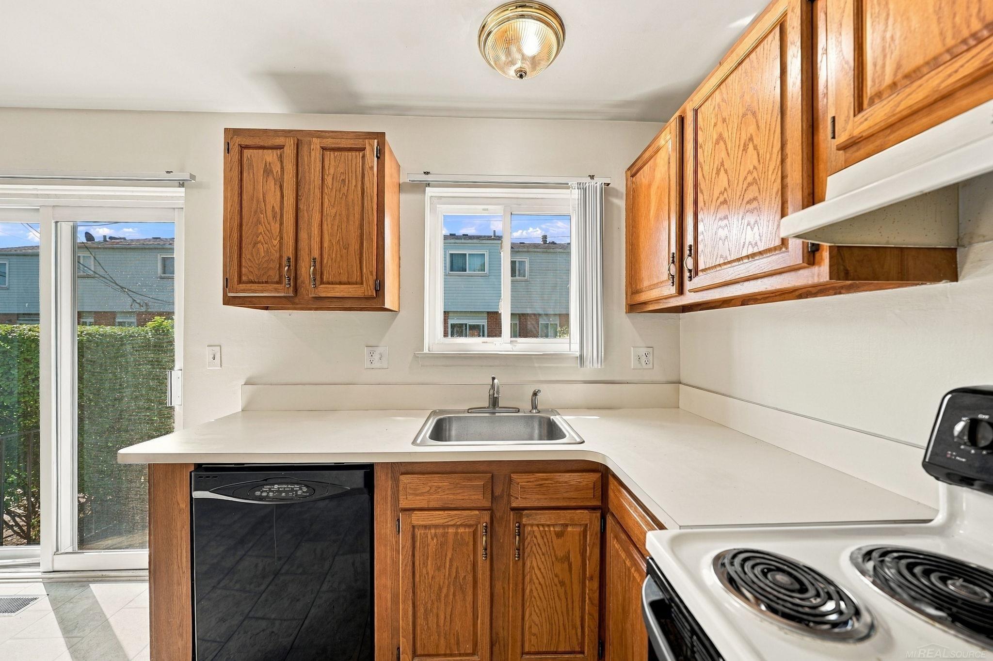 27908 Eastwick Square Drives Property Photo 10