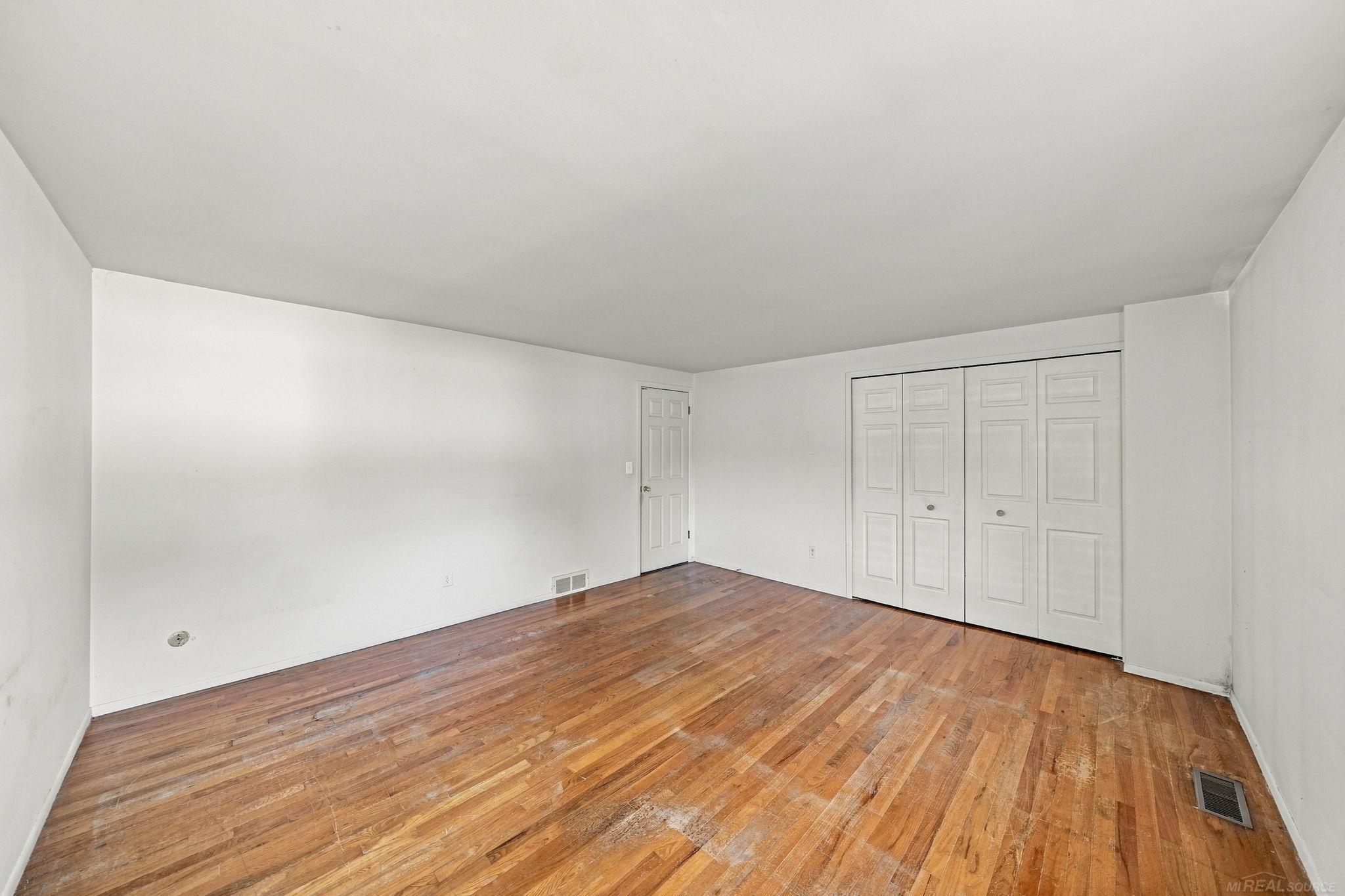27908 Eastwick Square Drives Property Photo 16