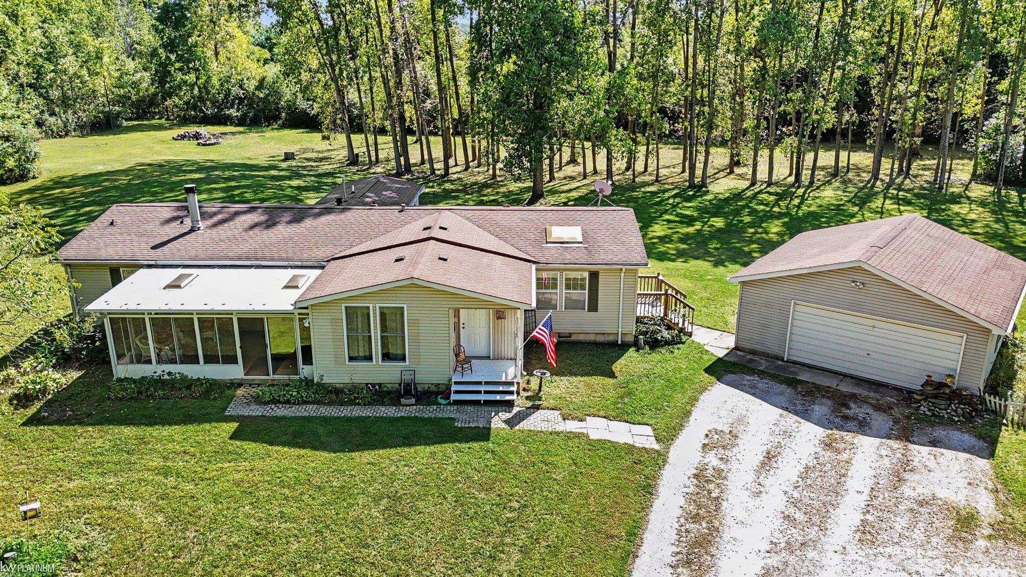 24340 Bordman Road Property Photo 6