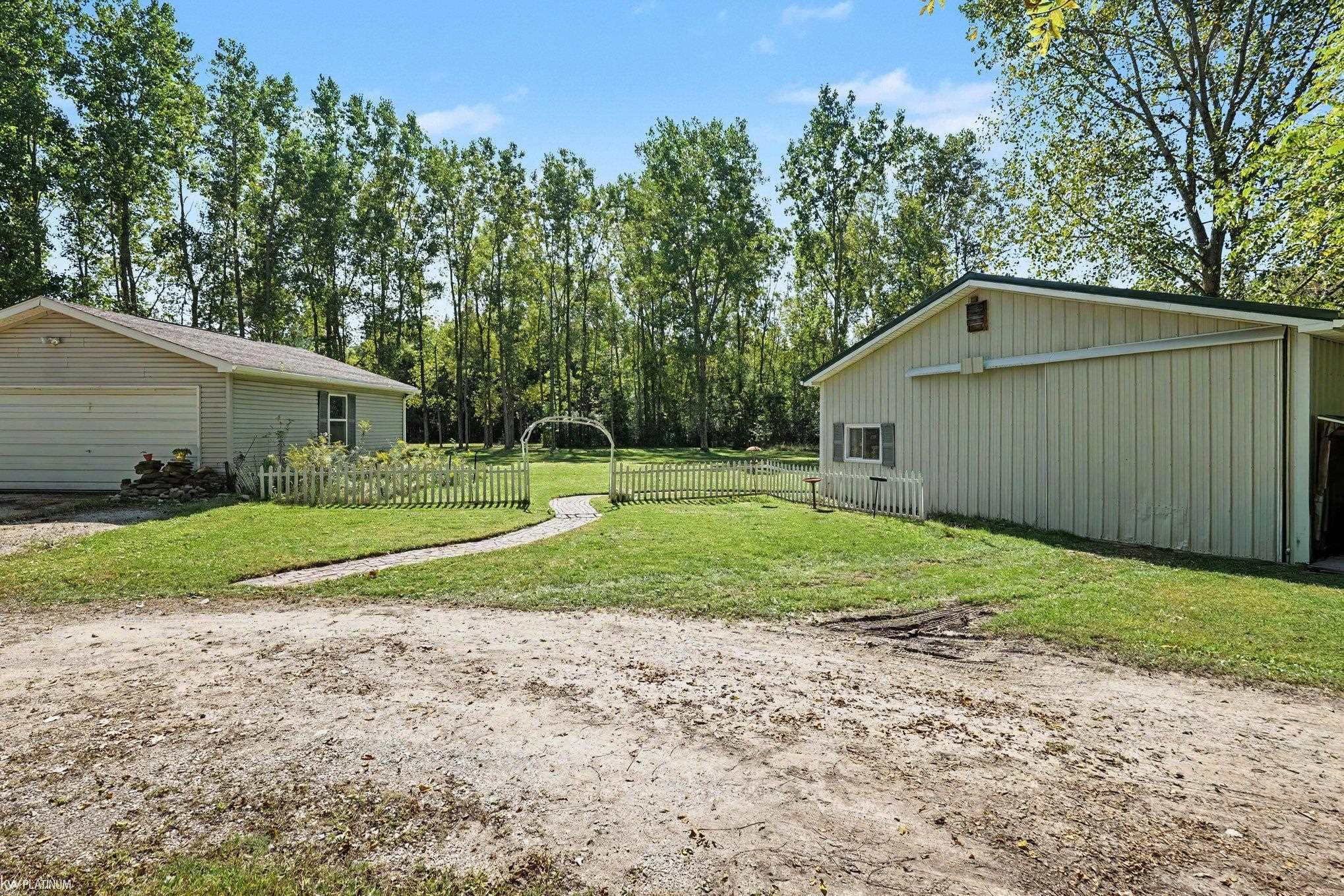 24340 Bordman Road Property Photo 8