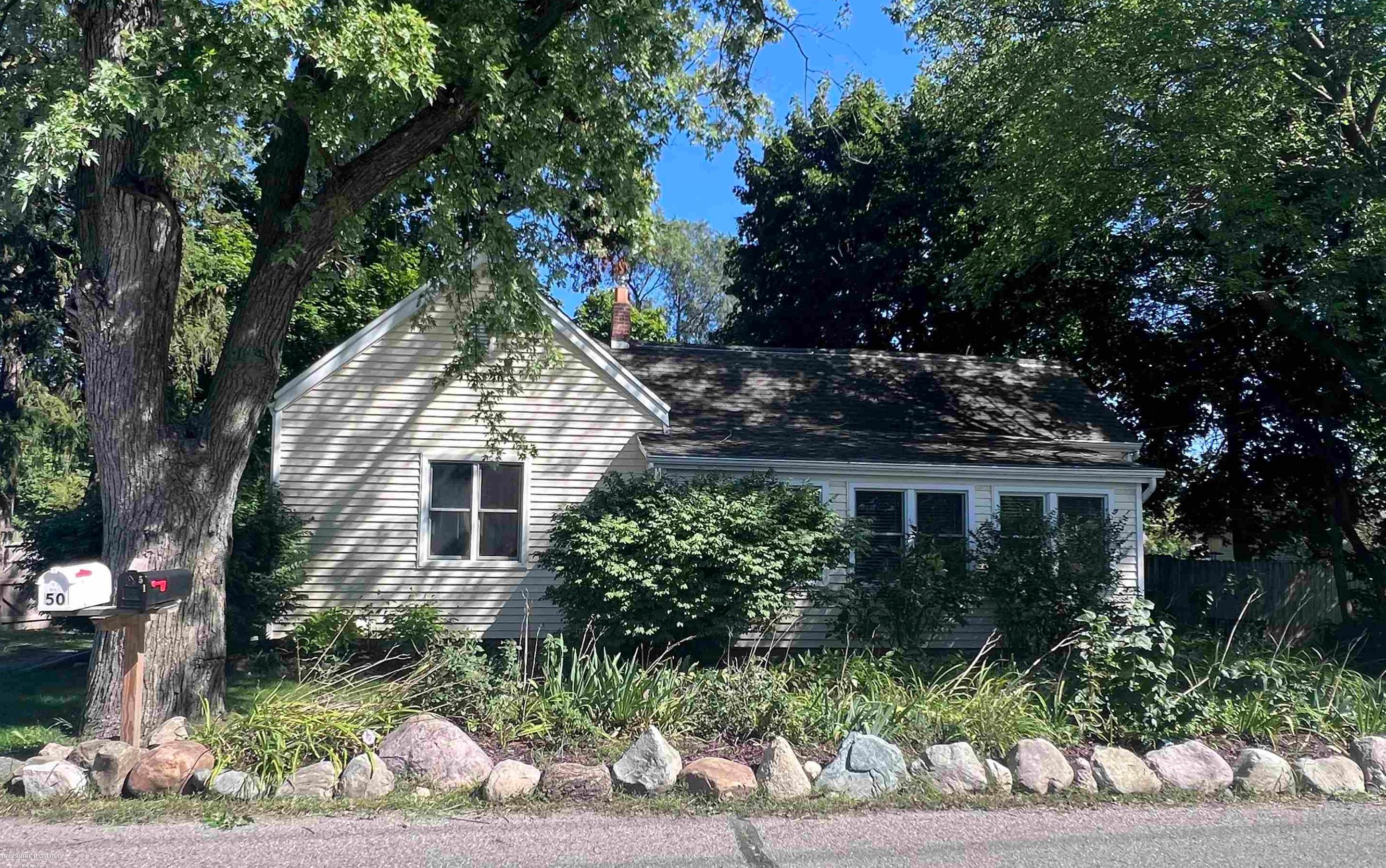 51 Juniper Street Property Photo 1