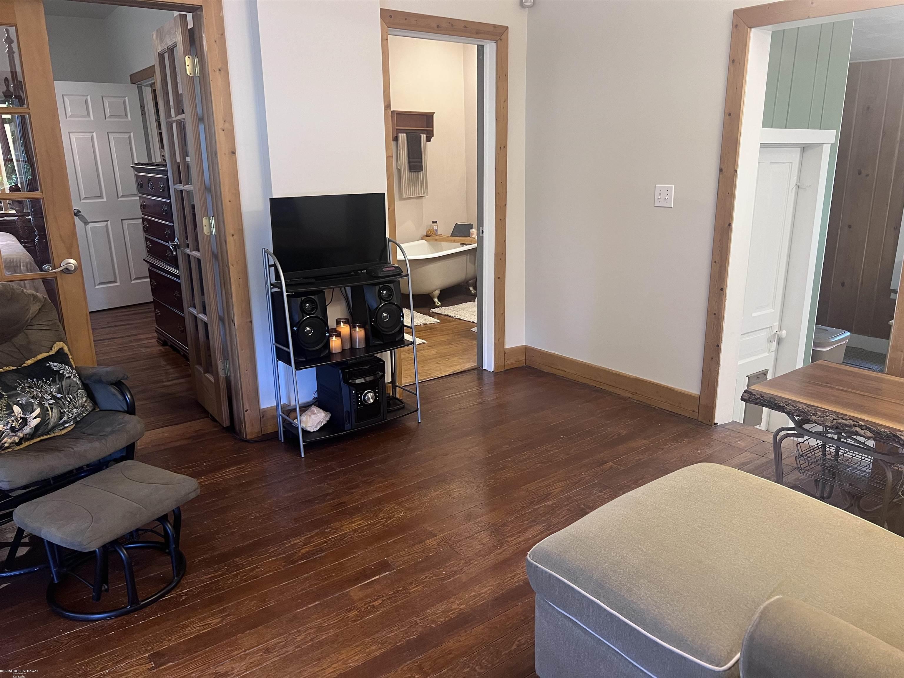51 Juniper Street Property Photo 12