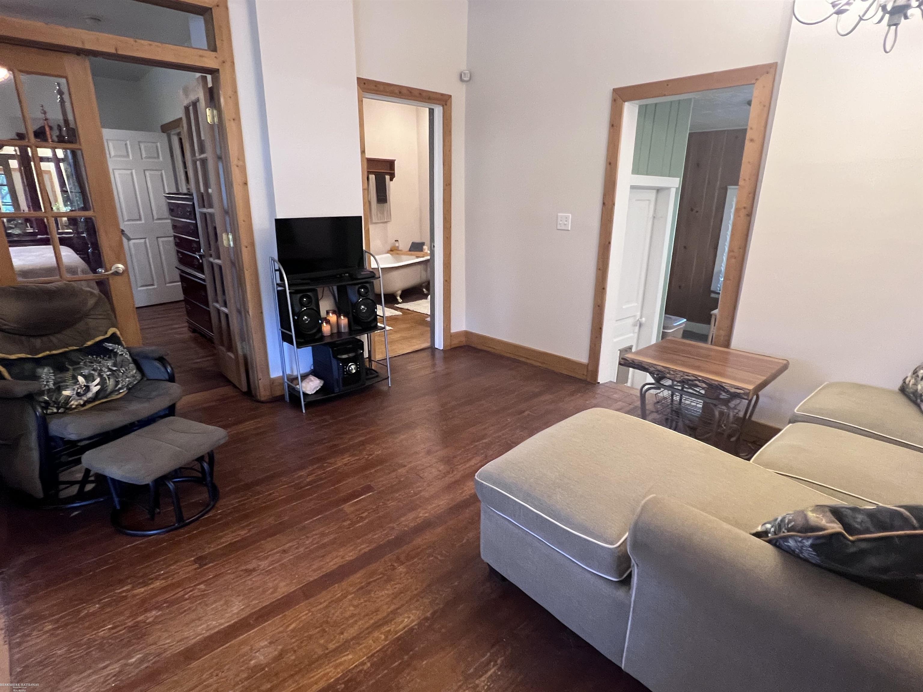 51 Juniper Street Property Photo 13