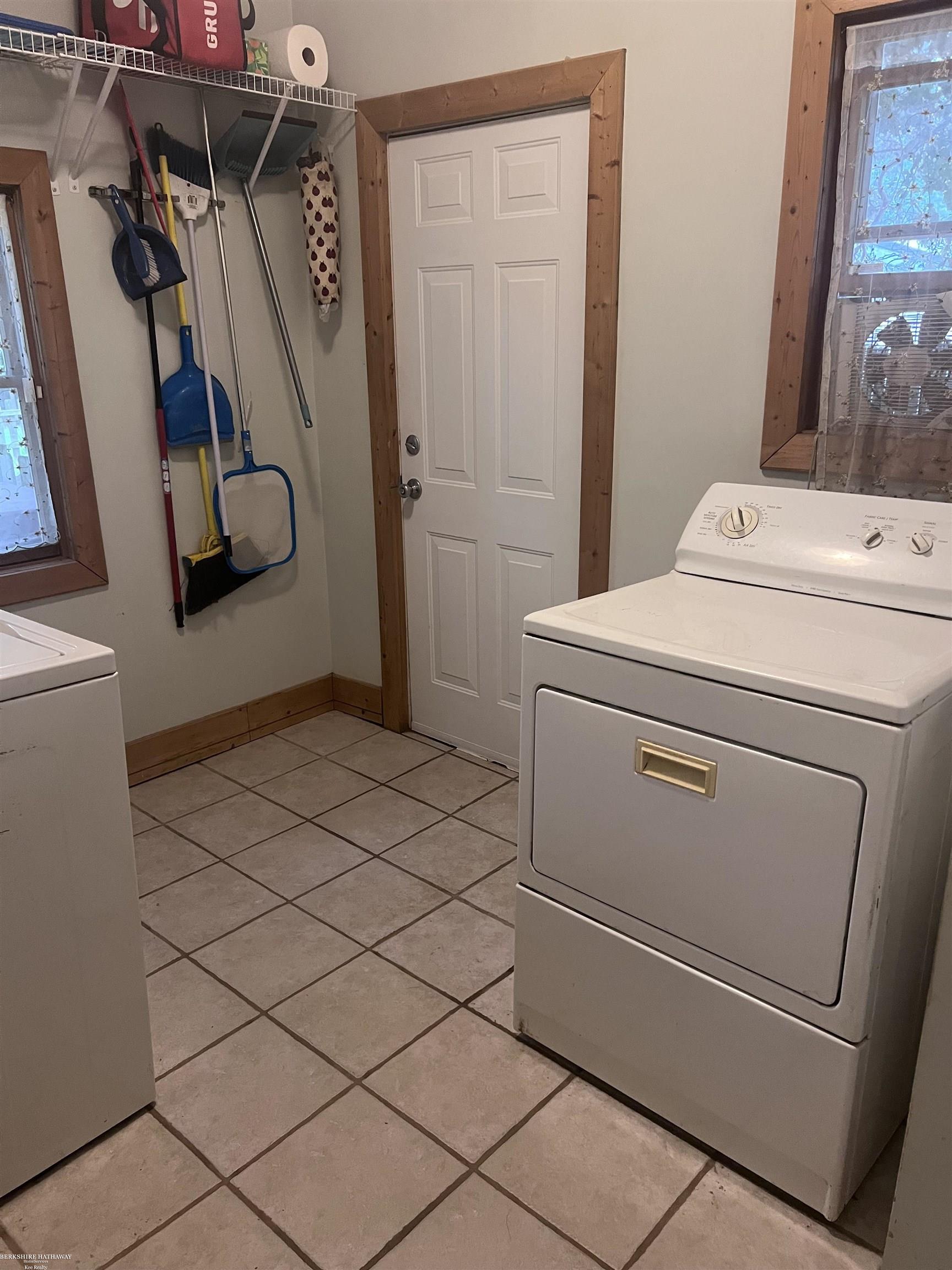 51 Juniper Street Property Photo 26