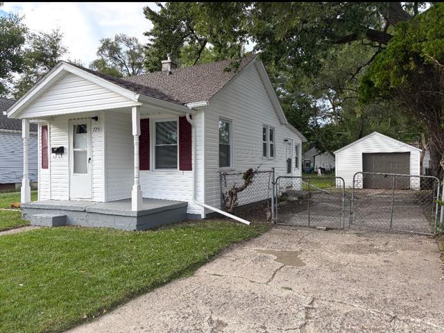 7251 Yacht Avenue Property Photo 2