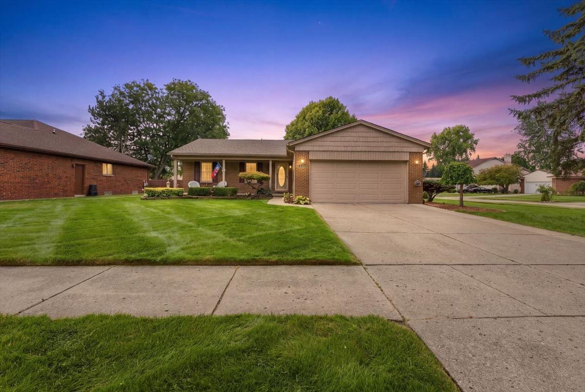 31656 Twin Oaks Drive Property Photo 1