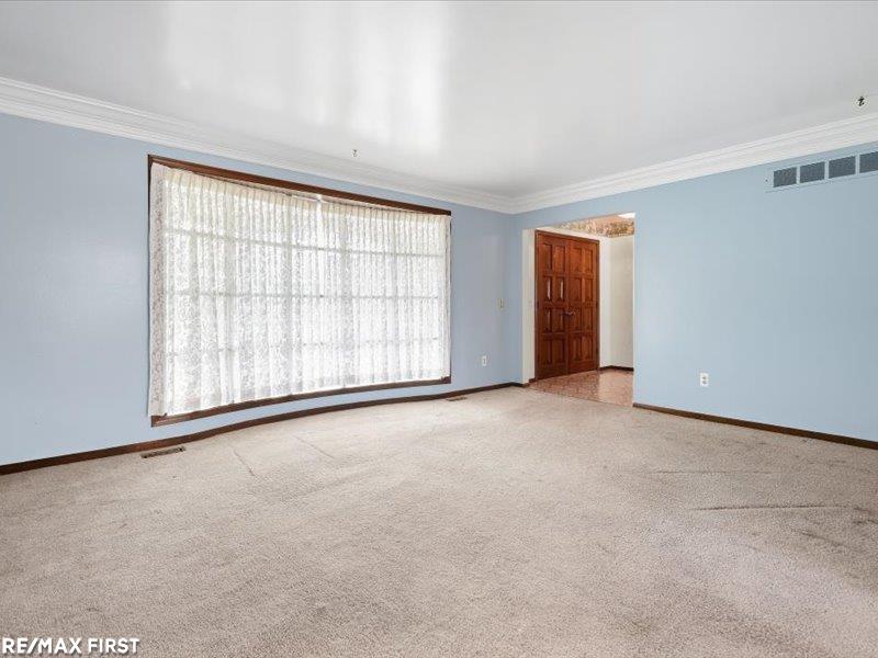 47405 Nola Drive Property Photo 4
