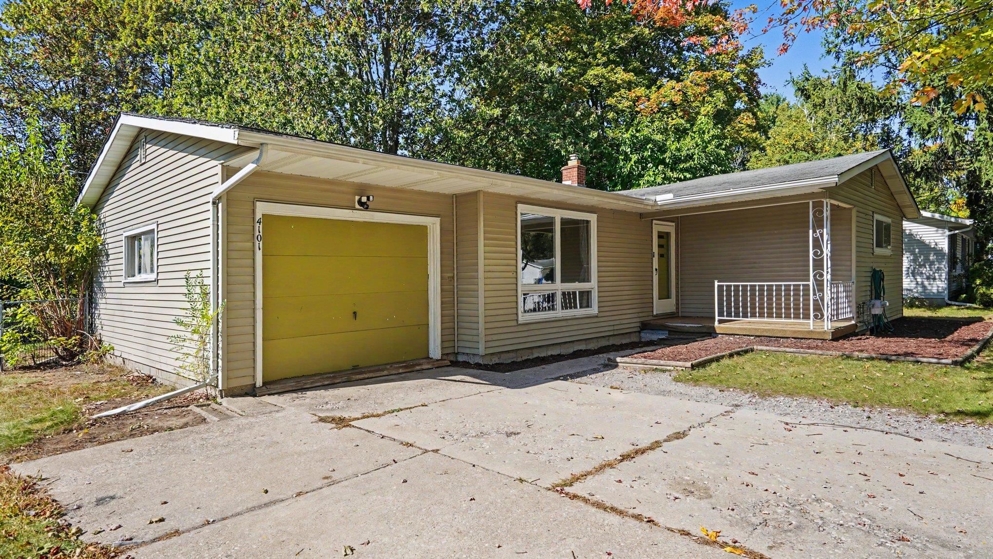 4101 Swede Avenue Property Photo 1