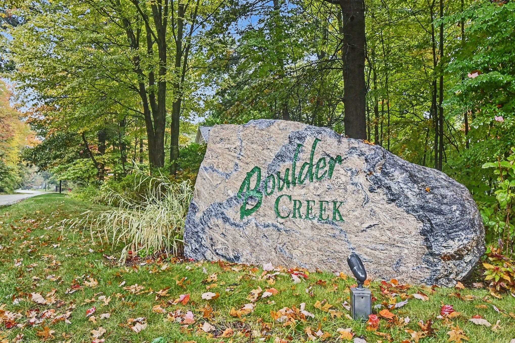 7430 Rock Hollow Lane Property Photo 3