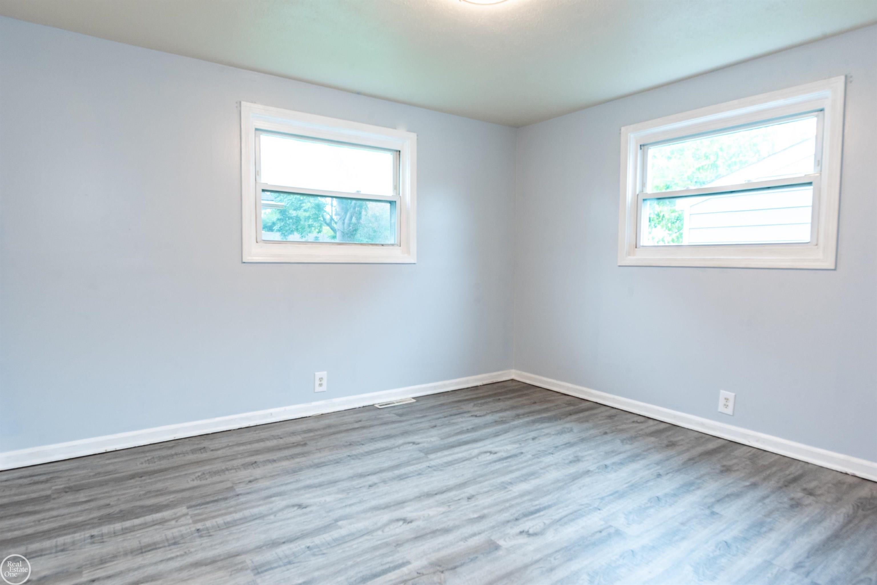 549 Edwards Street Property Photo 15