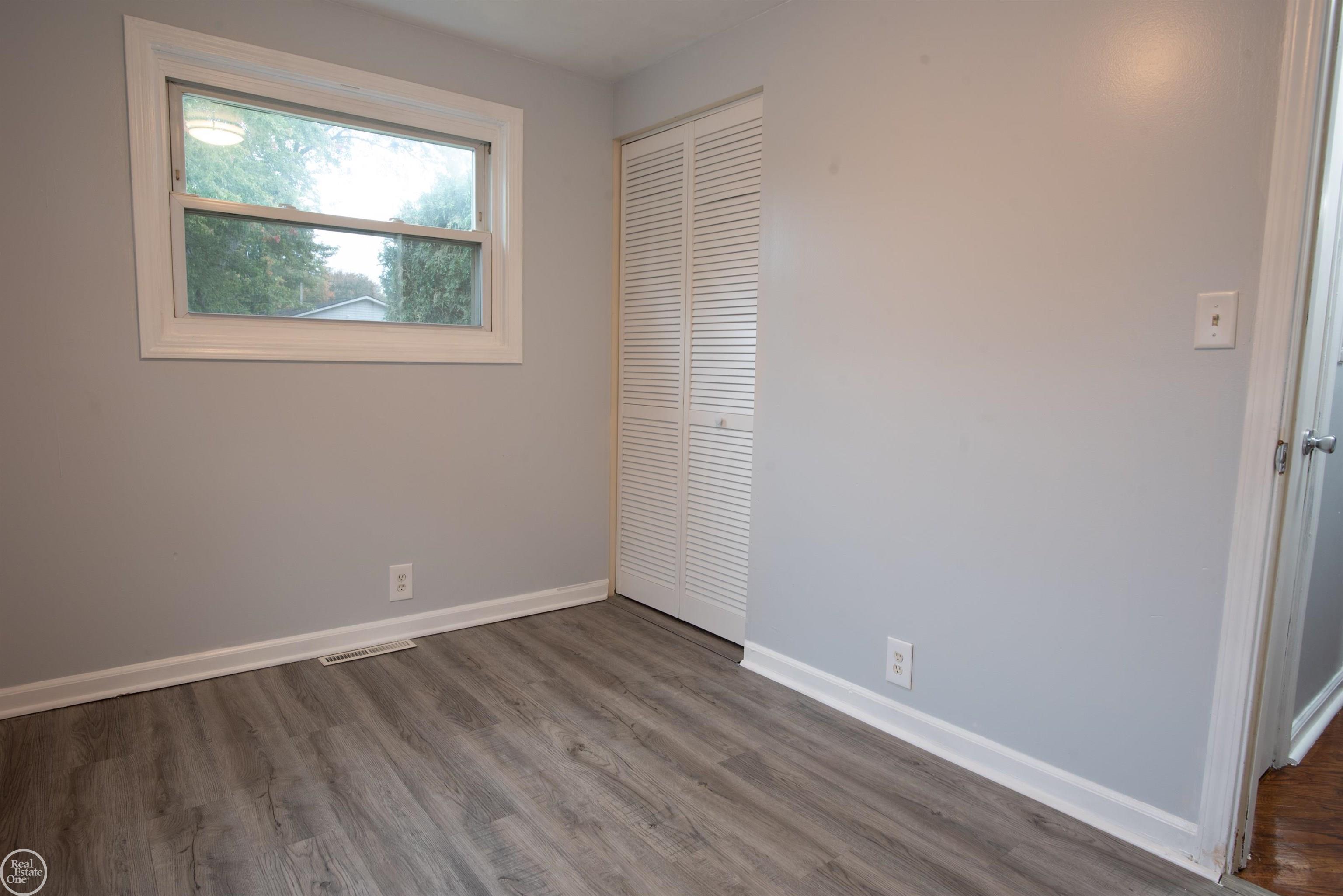 549 Edwards Street Property Photo 18
