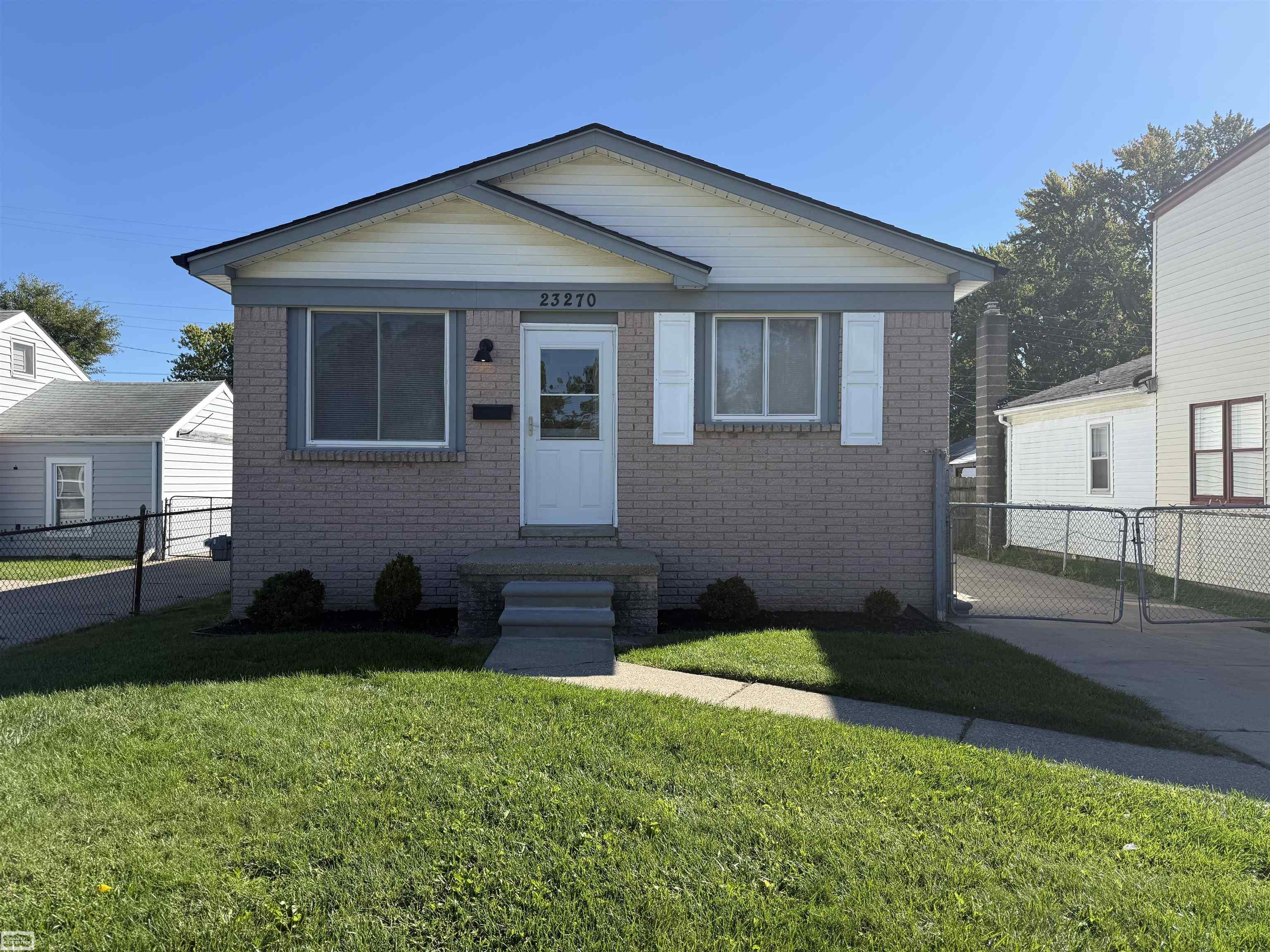 23270 Stewart Road Property Photo 1