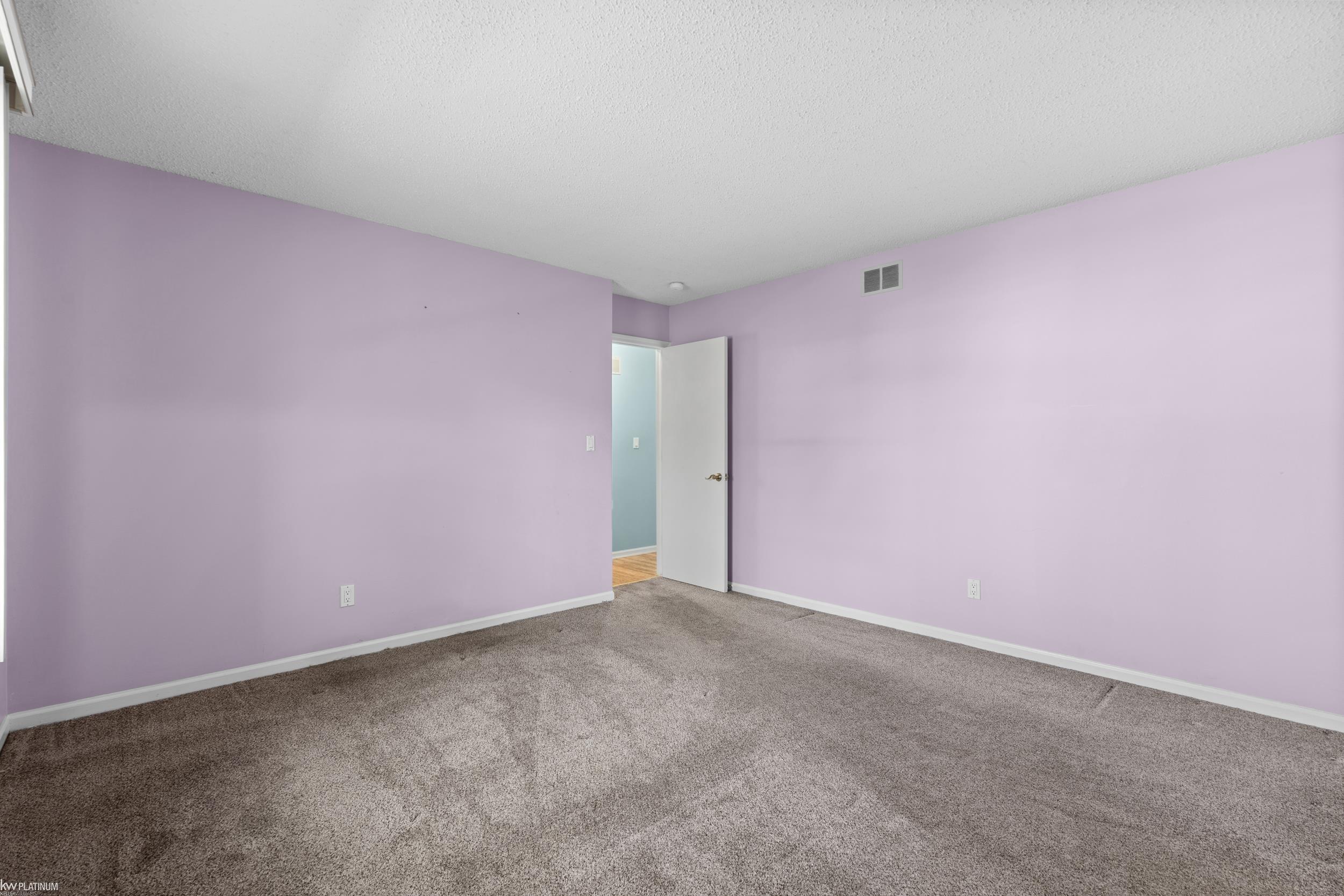 22731 Garfield Street Property Photo 18