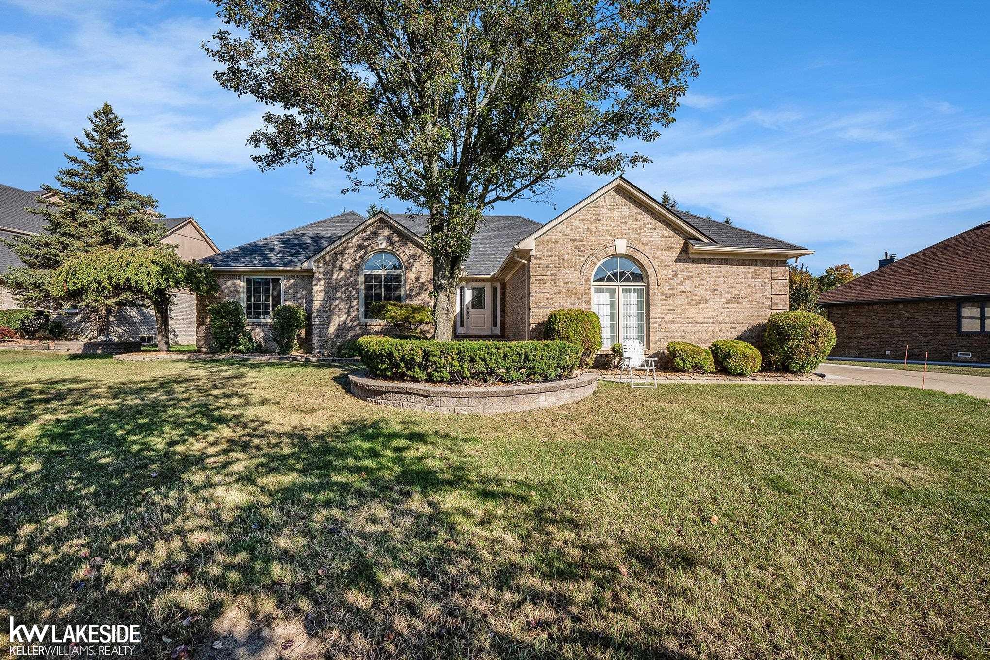 2679 Larch Drive Property Photo 1