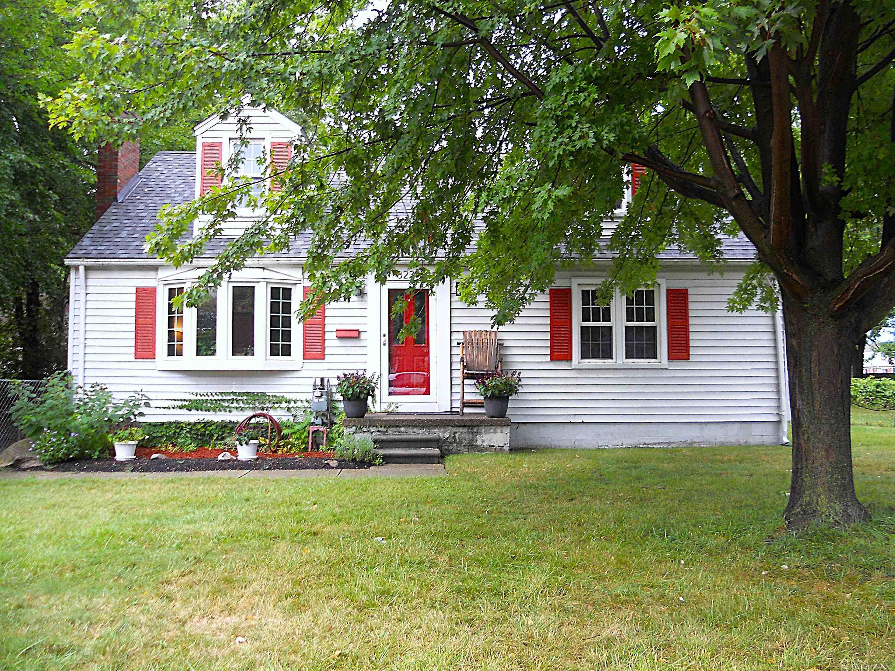 8239 Garbor Drive Property Photo 3