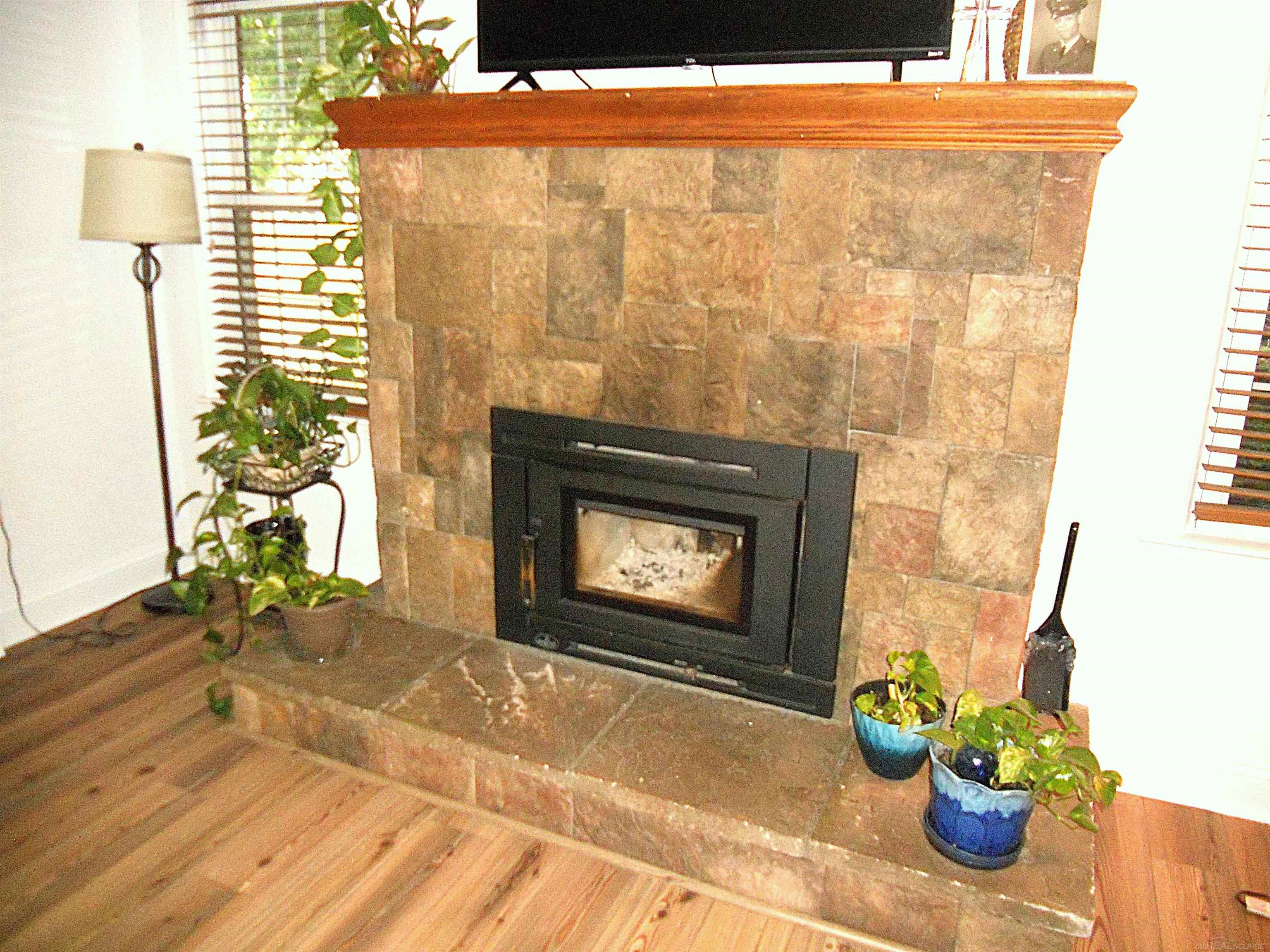 8239 Garbor Drive Property Photo 7