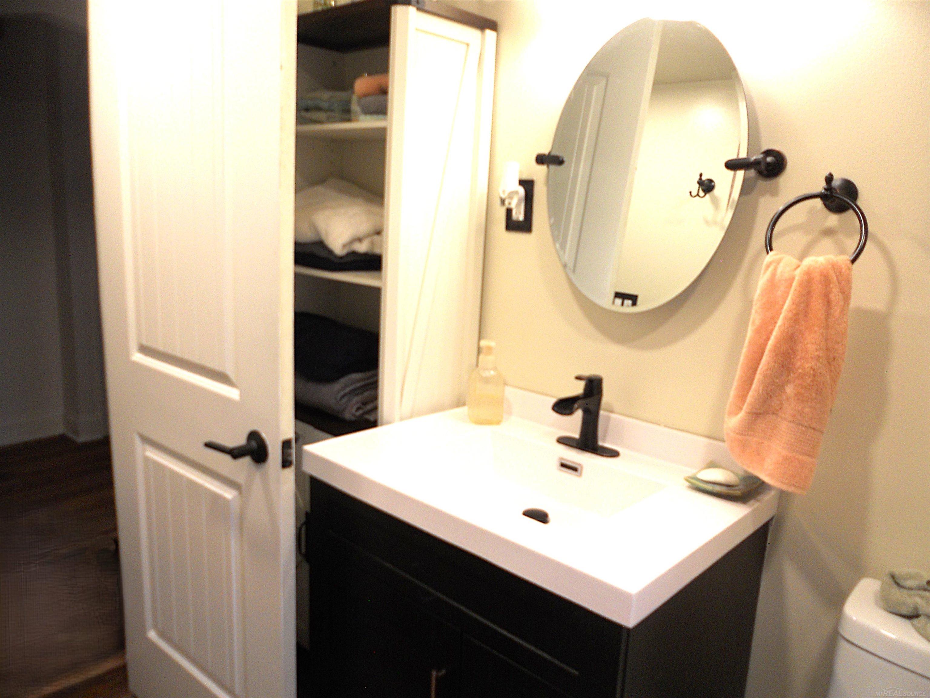 8239 Garbor Drive Property Photo 20