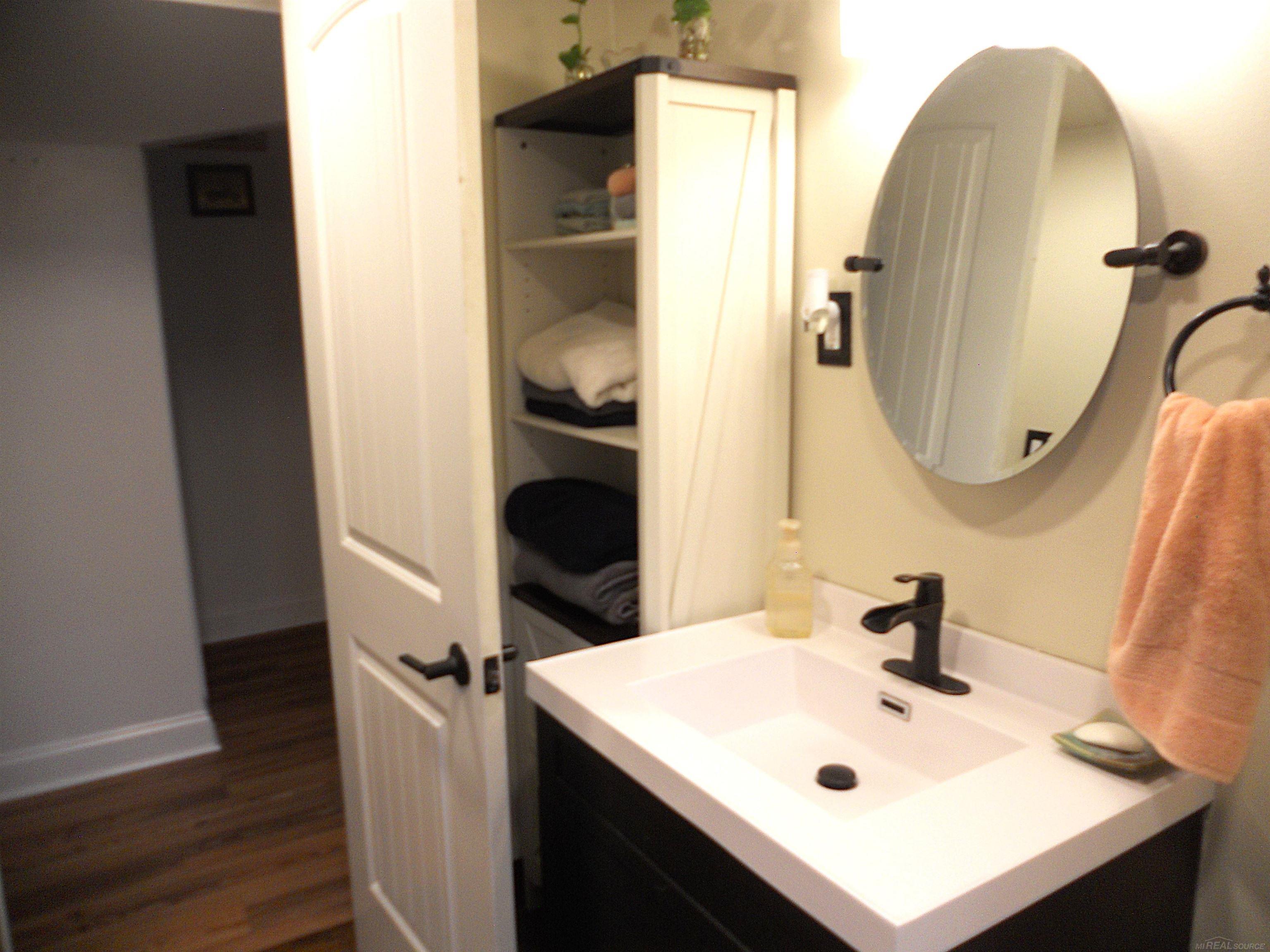 8239 Garbor Drive Property Photo 23