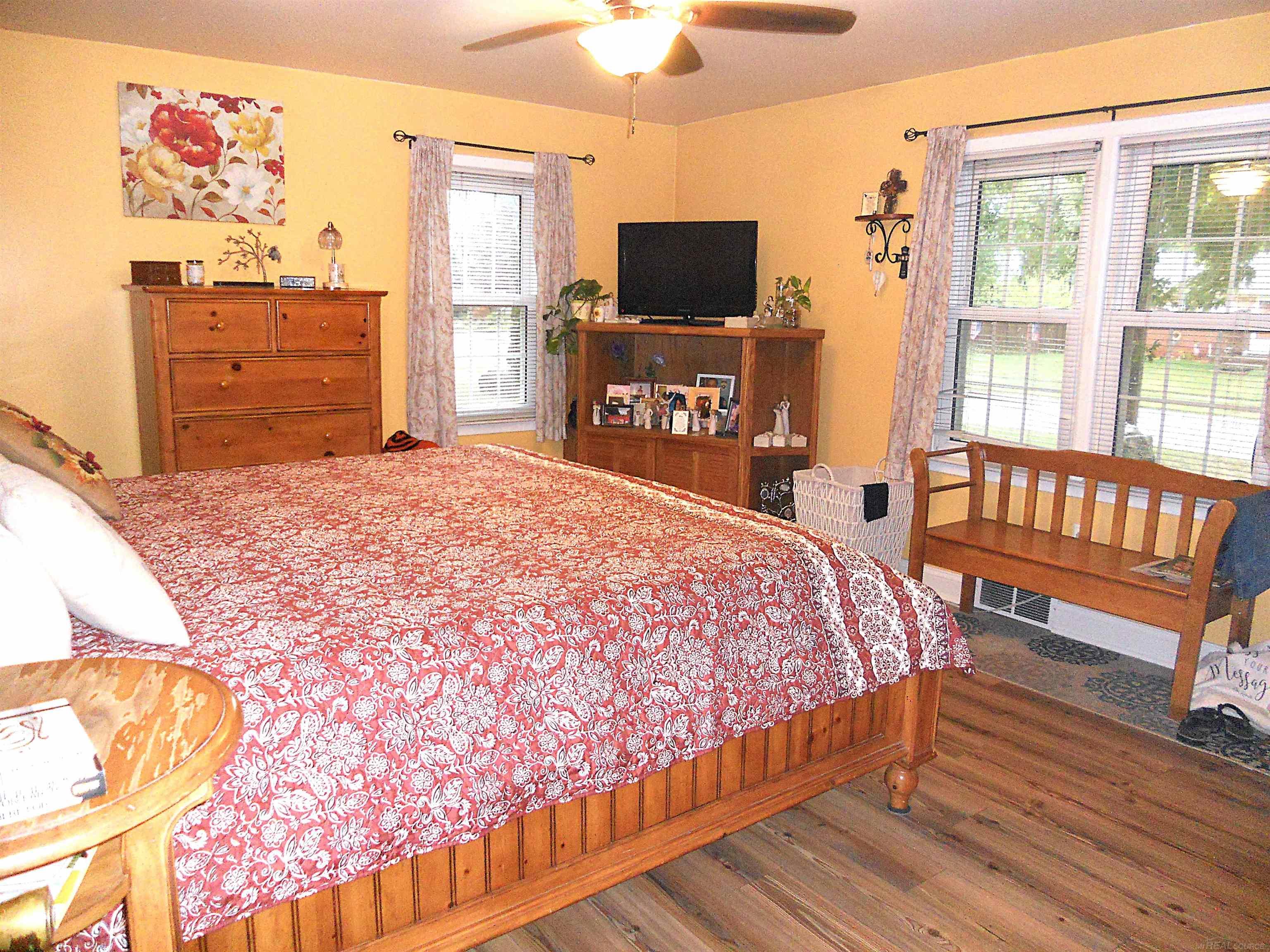 8239 Garbor Drive Property Photo 25