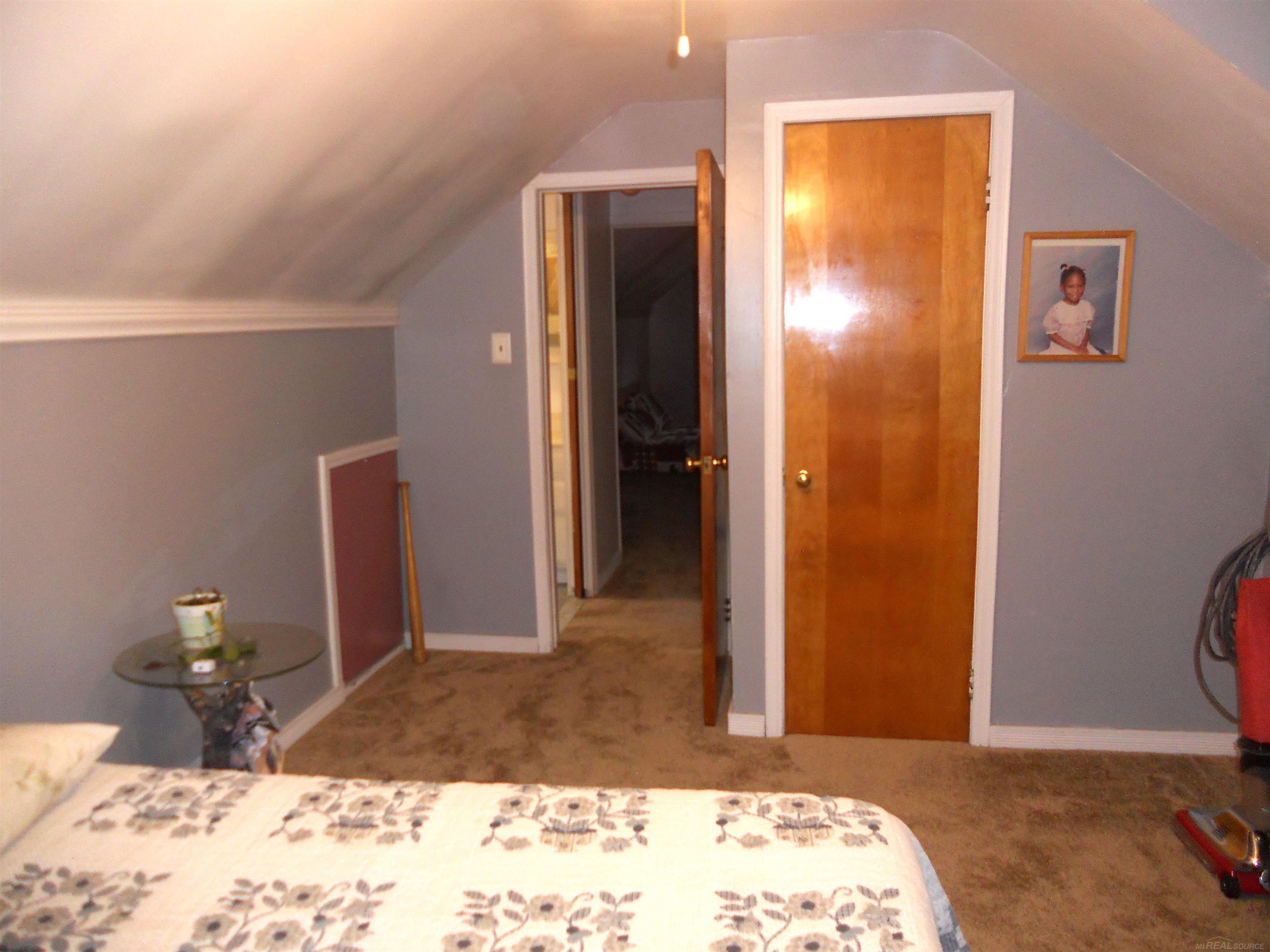 8239 Garbor Drive Property Photo 29