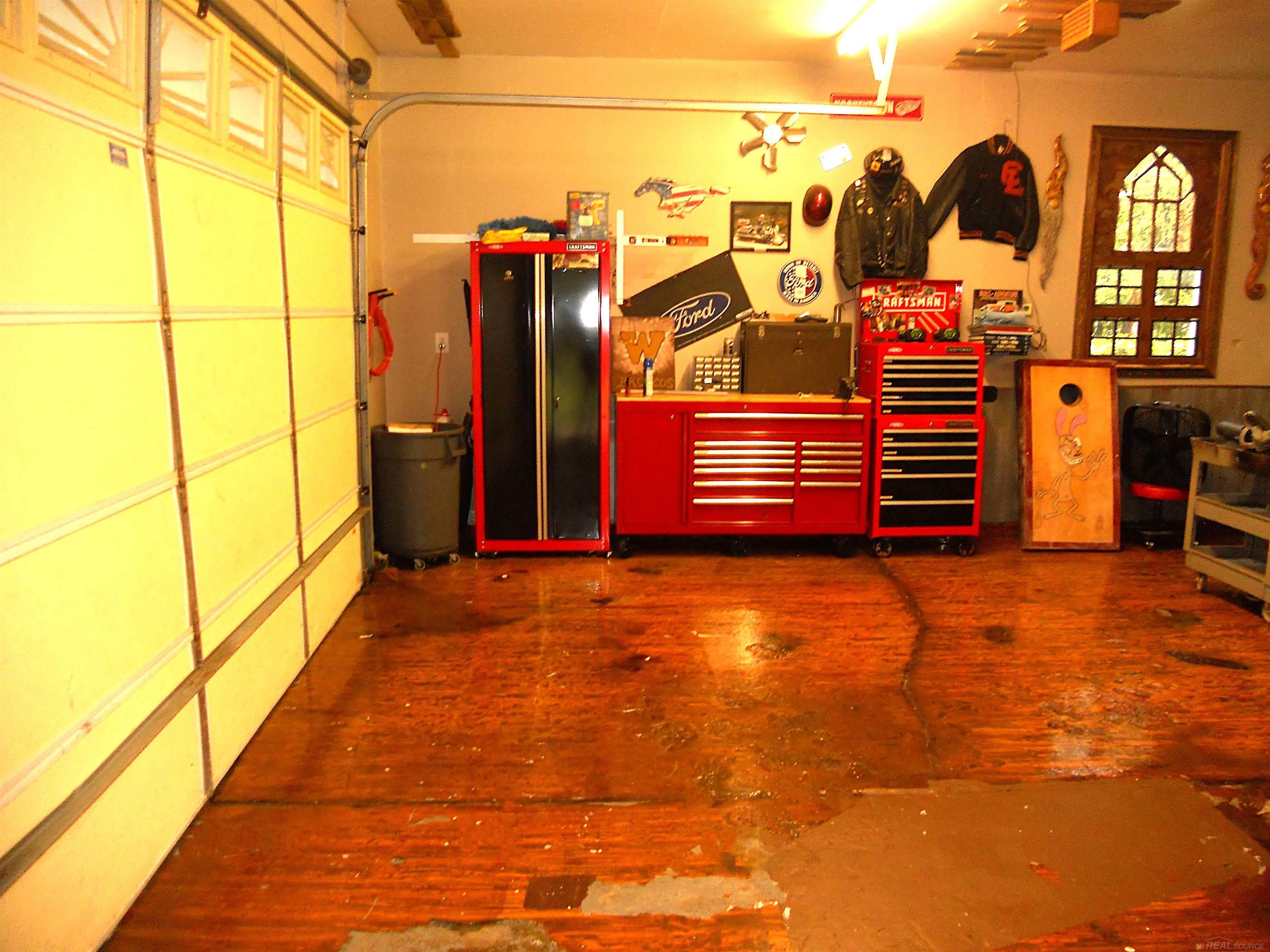 8239 Garbor Drive Property Photo 38