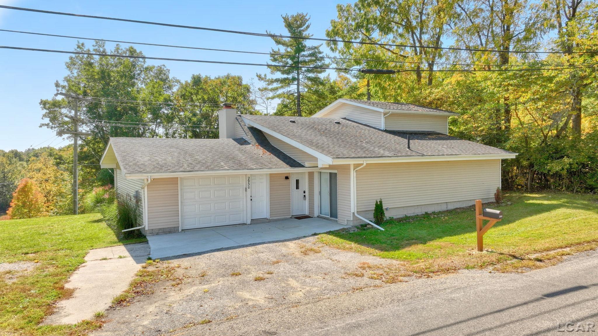 2930 Spielman Road Property Photo 2
