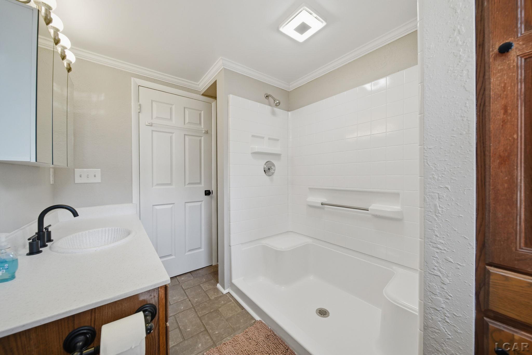 2930 Spielman Road Property Photo 23