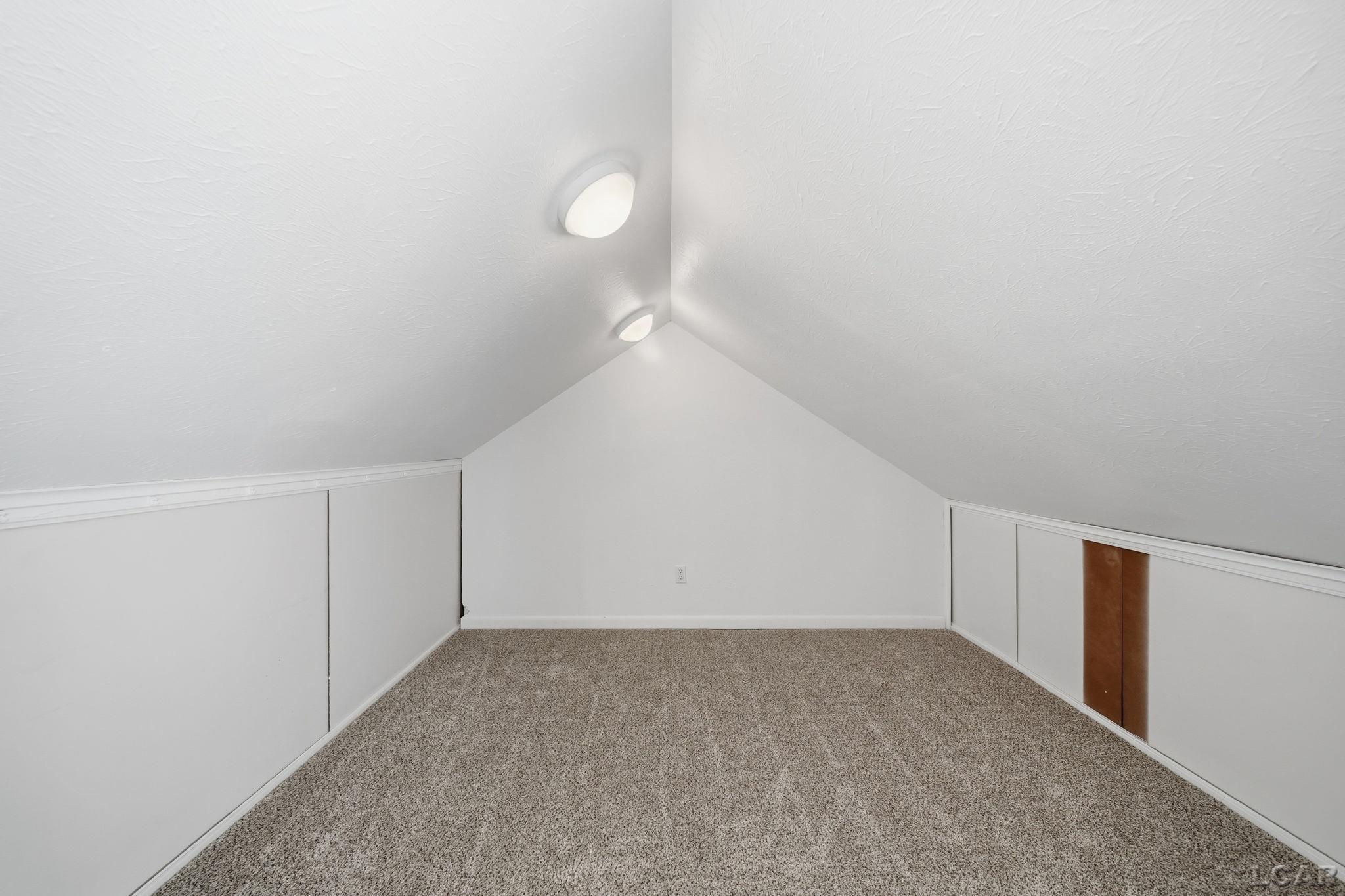 2930 Spielman Road Property Photo 34