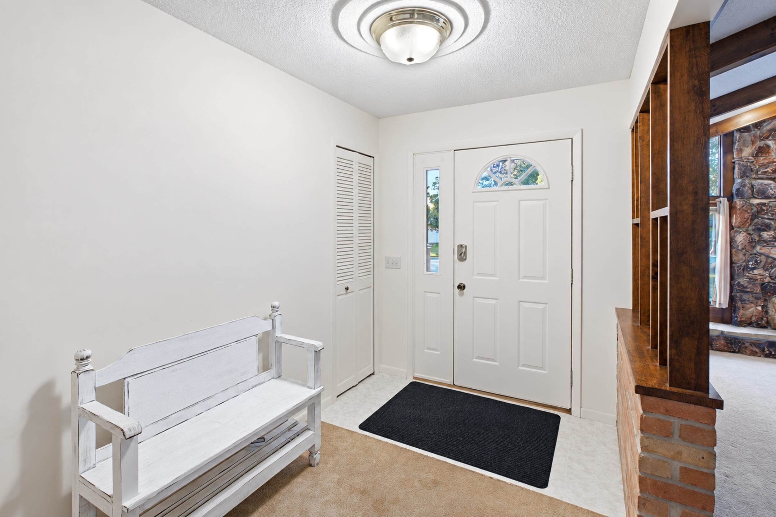 401 Southlawn Drive Property Photo 4