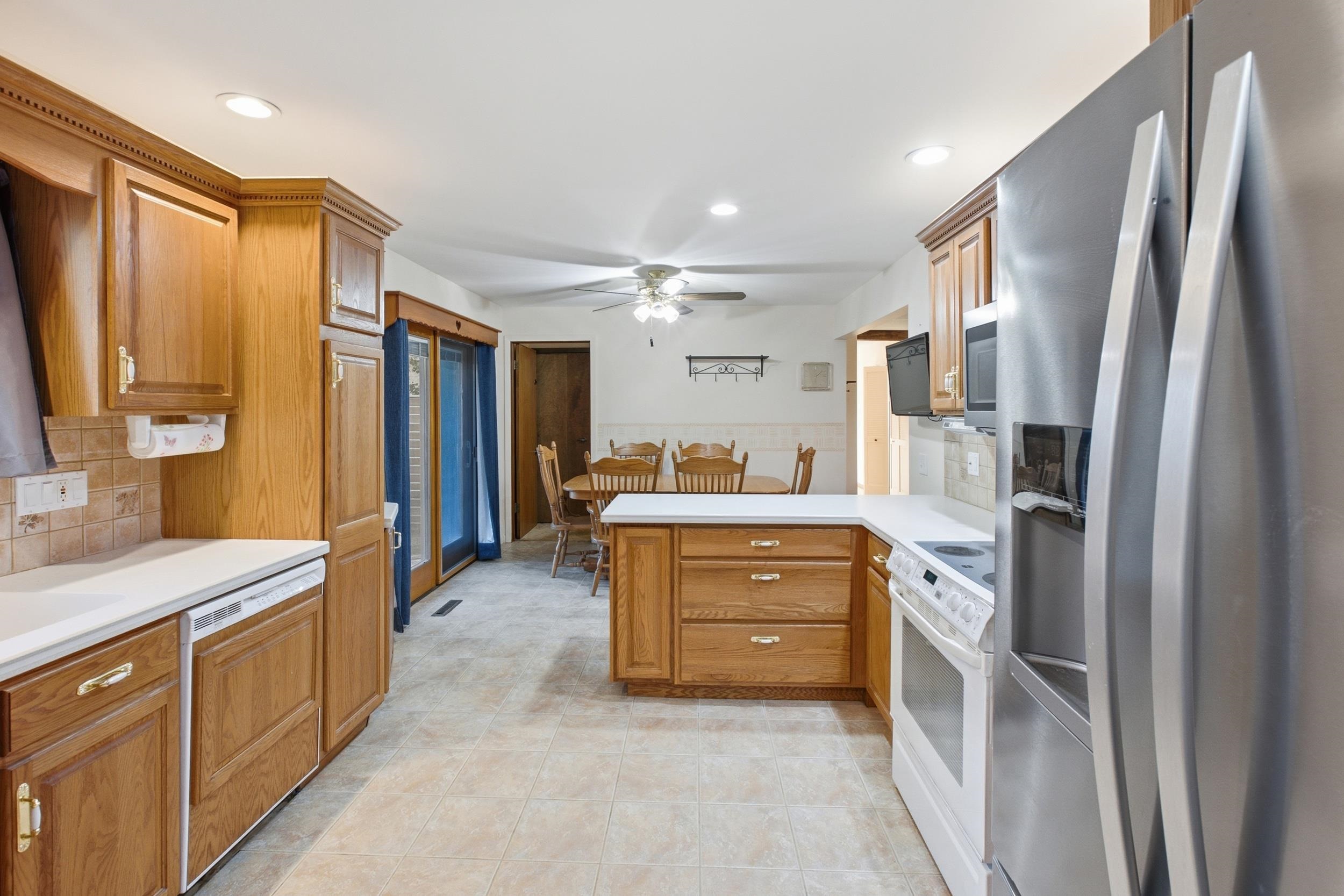 401 Southlawn Drive Property Photo 8