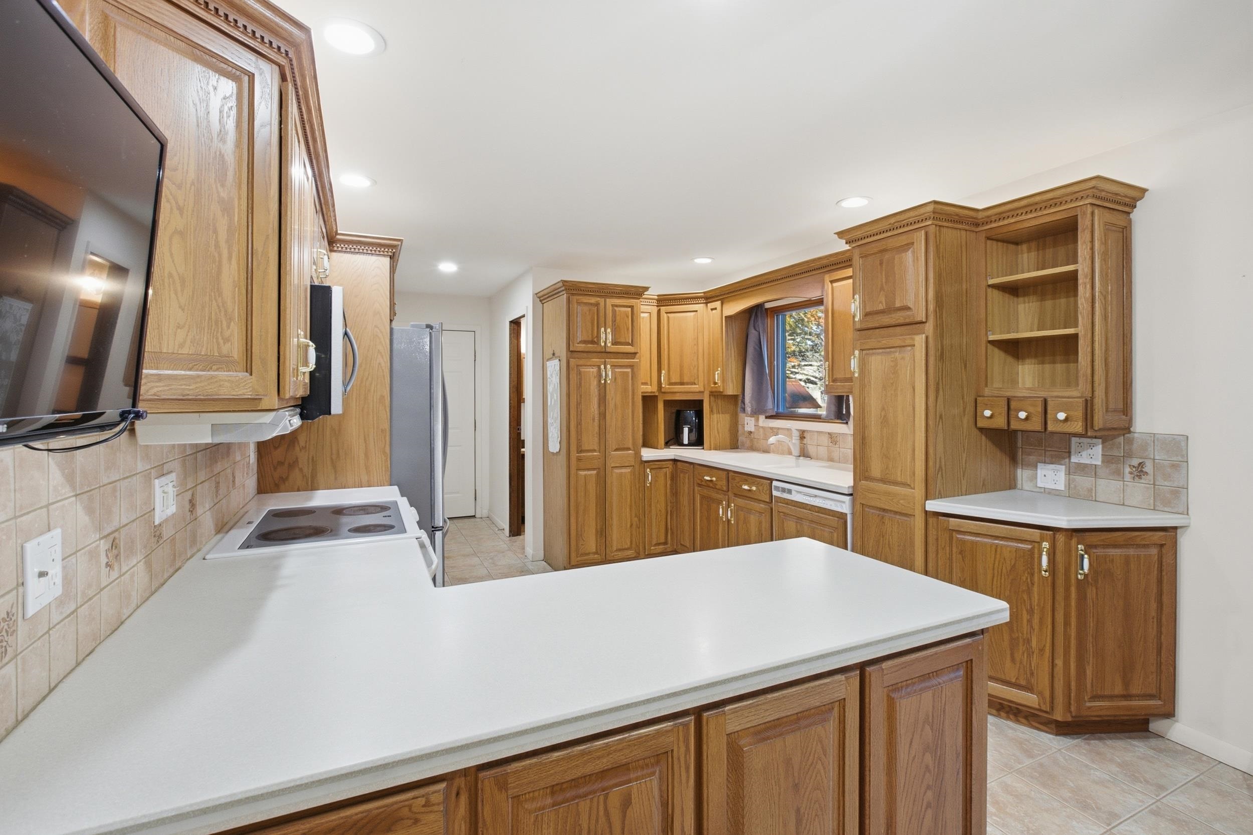 401 Southlawn Drive Property Photo 10