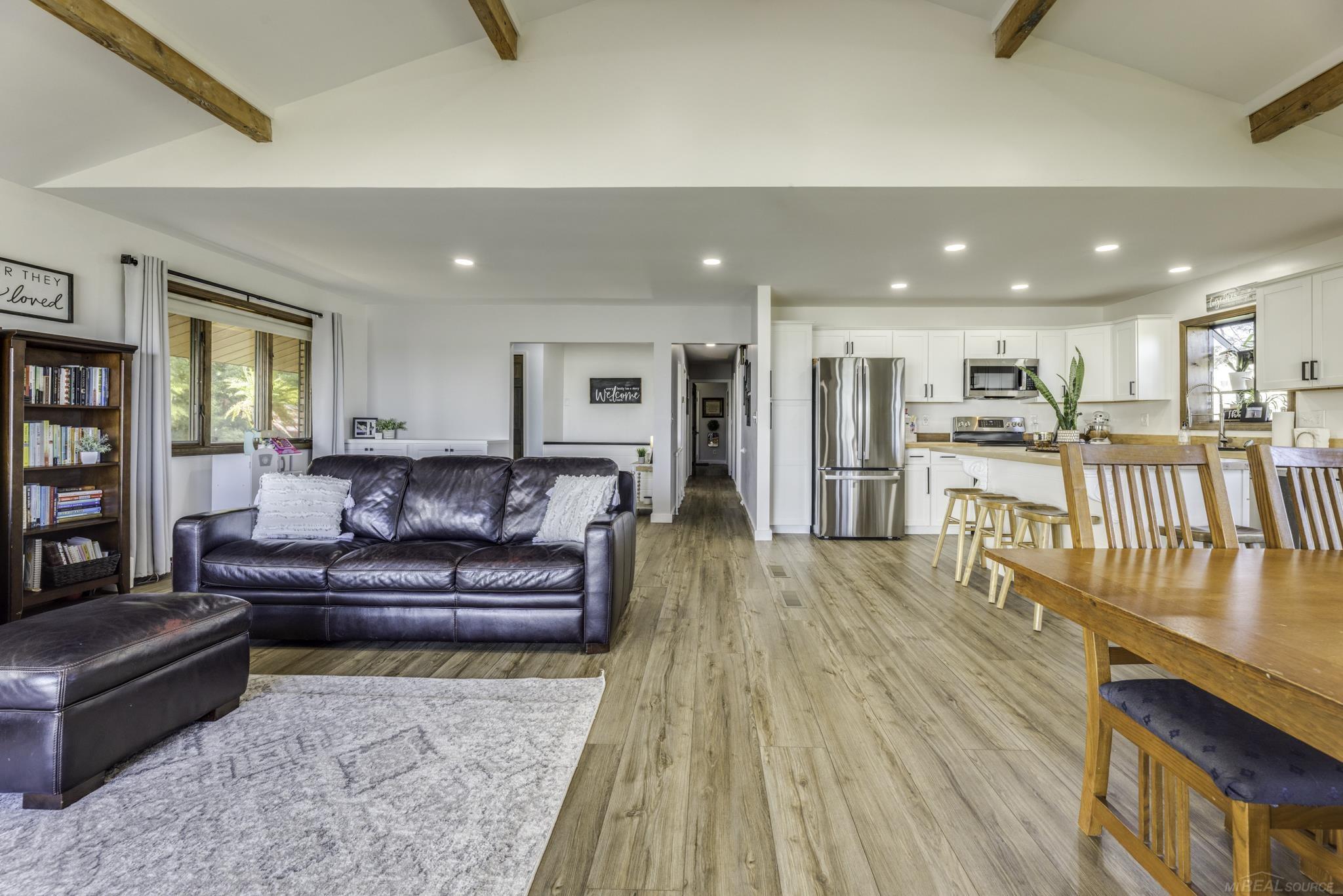 8915 Lakeshore Road Property Photo 14