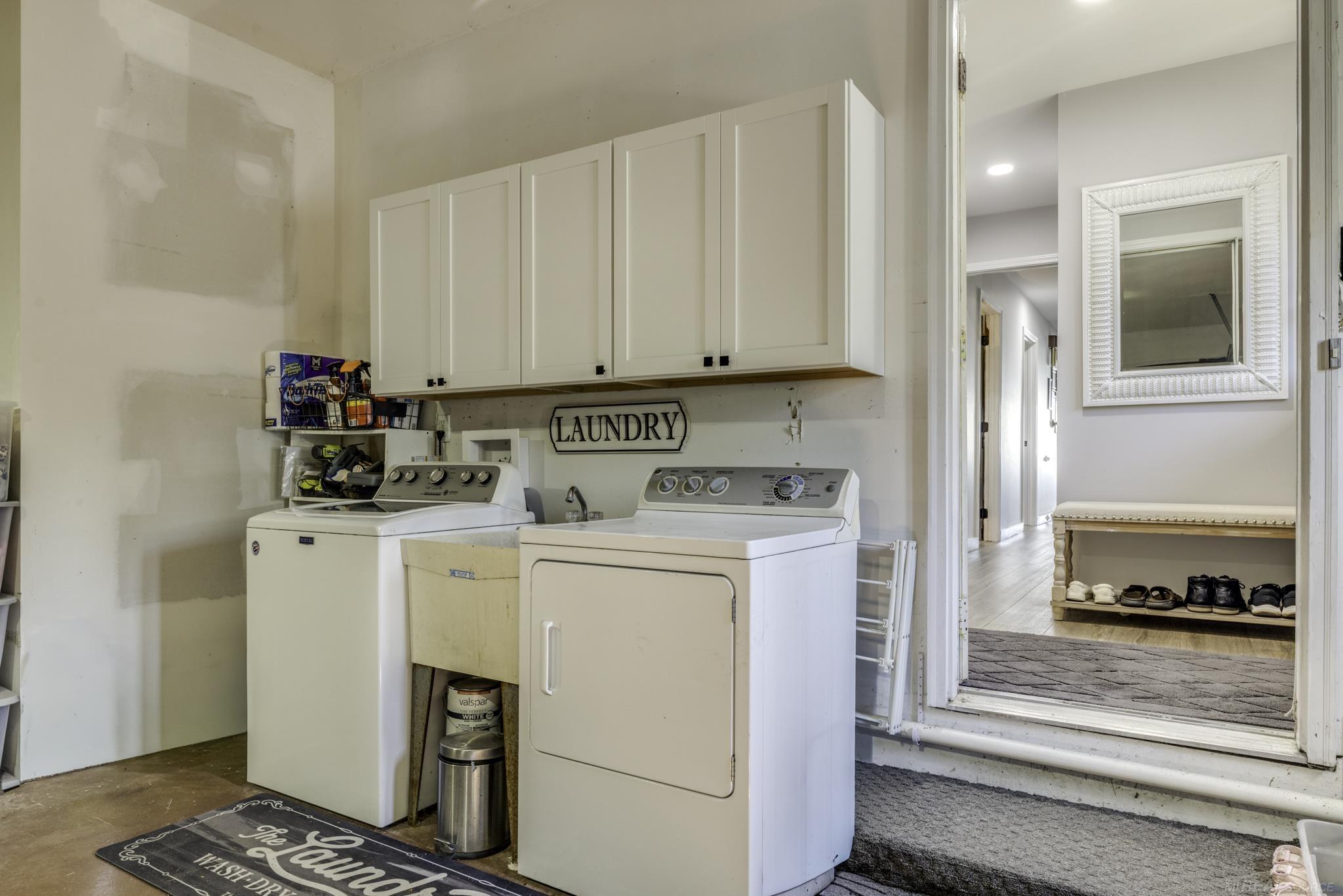 8915 Lakeshore Road Property Photo 34
