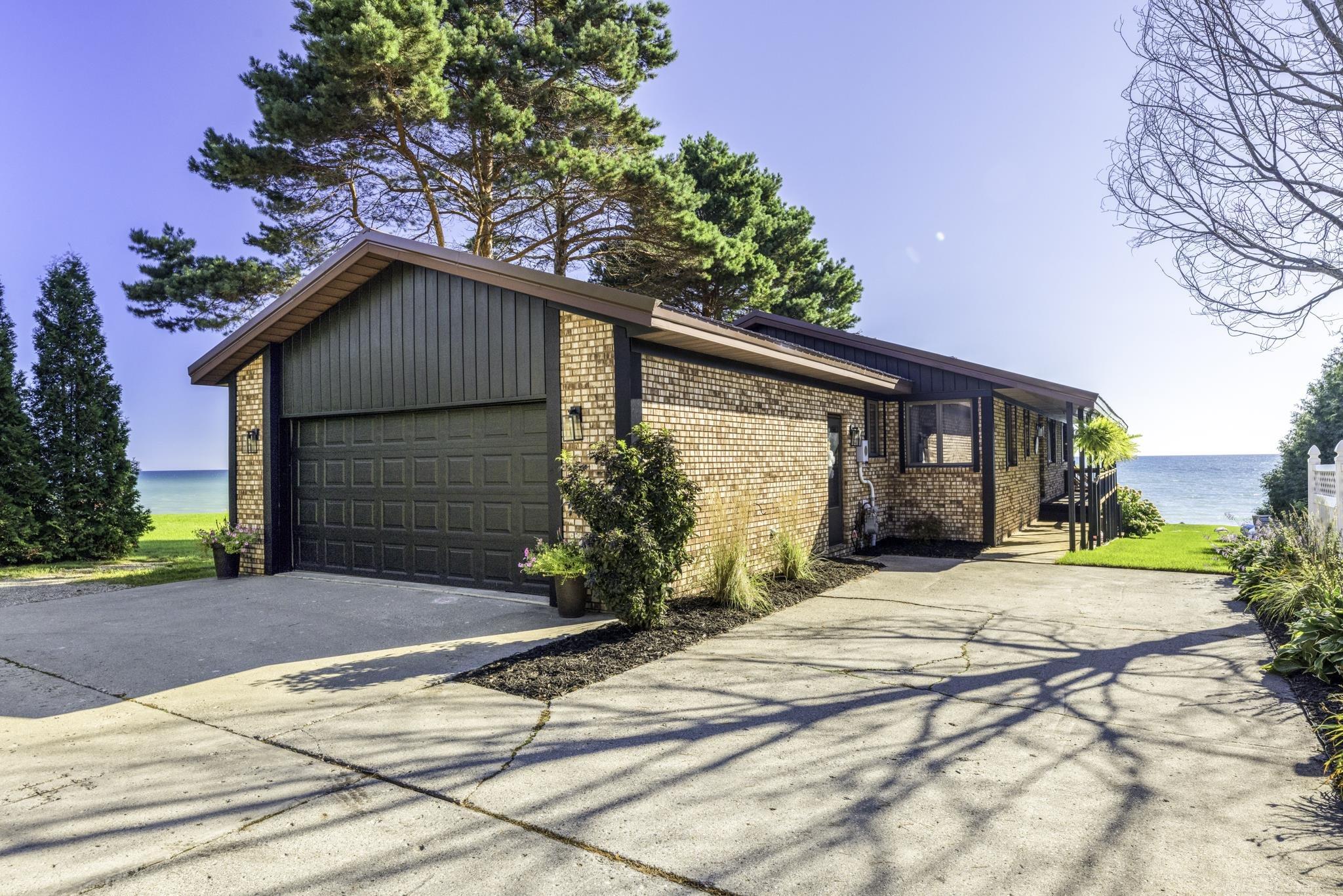 8915 Lakeshore Road Property Photo 48