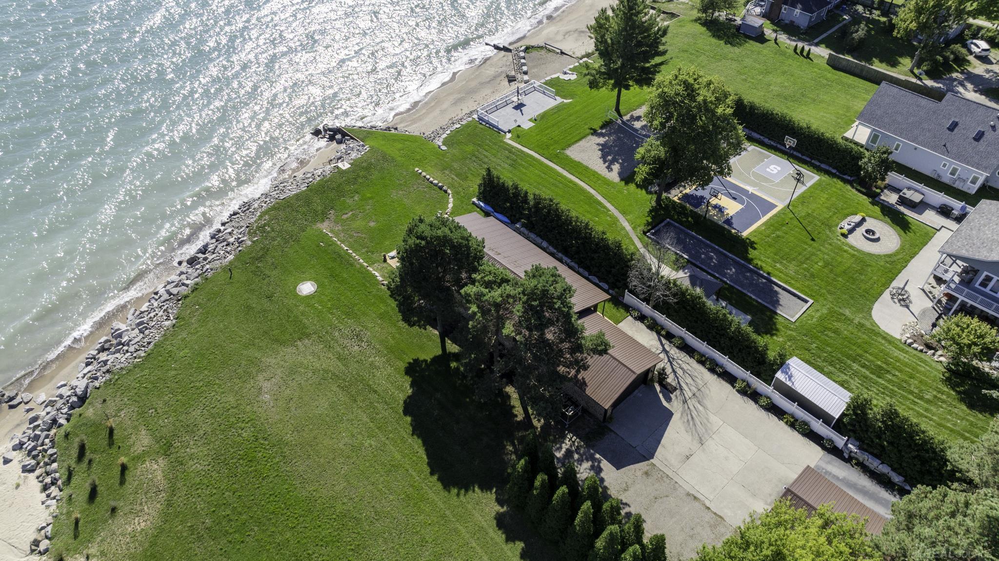 8915 Lakeshore Road Property Photo 61