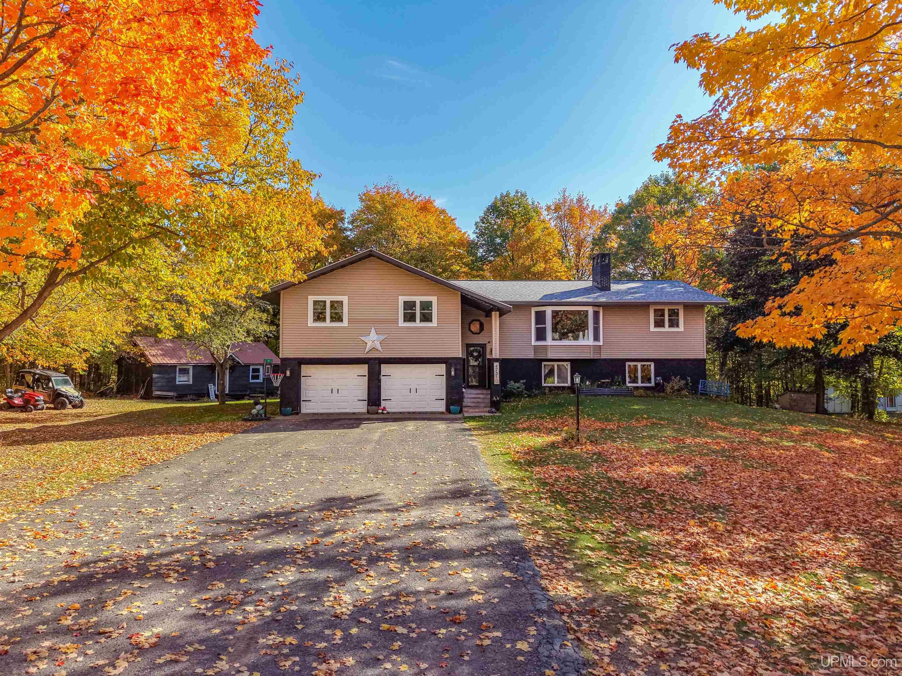 47310 Edgewood Road Property Photo 1