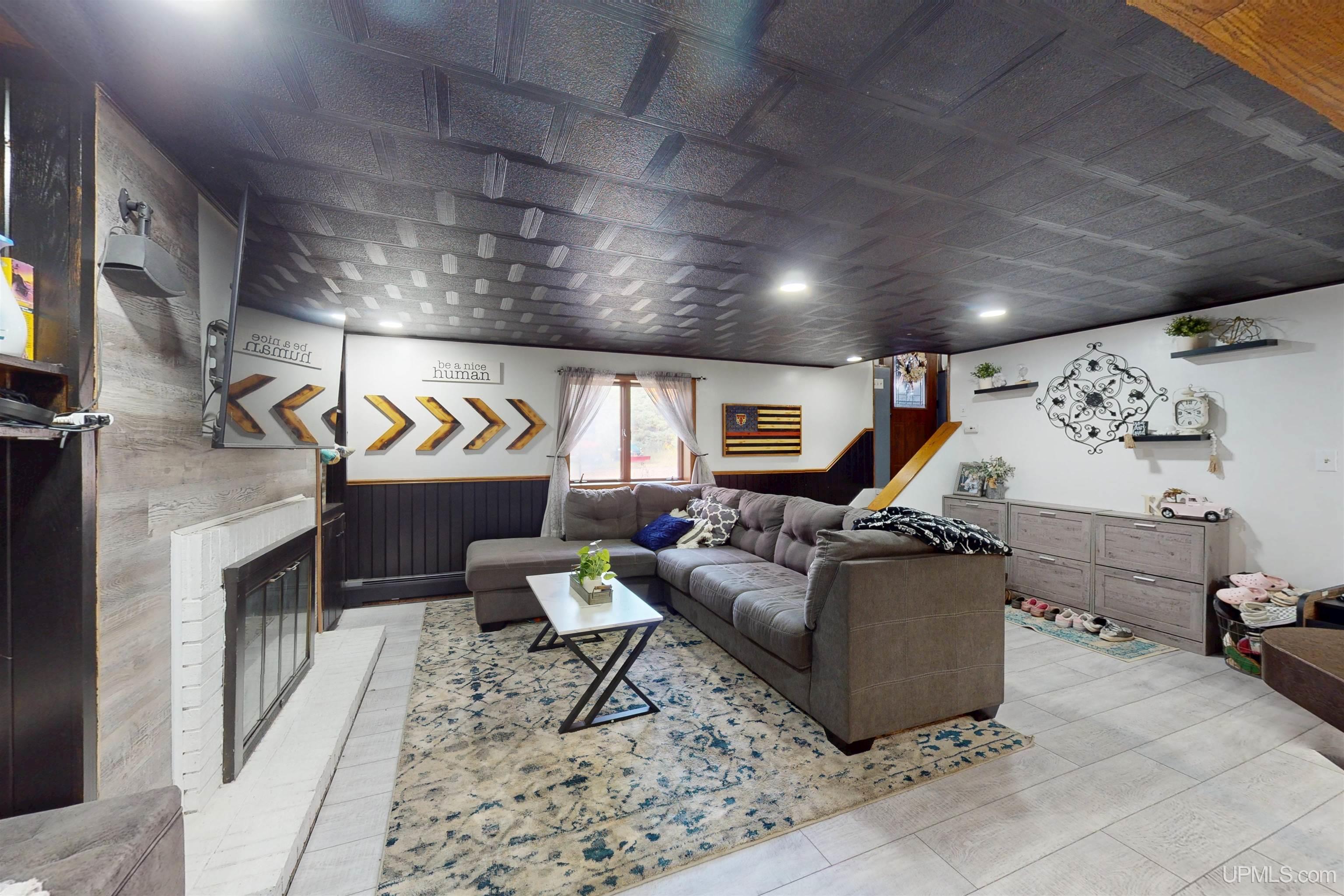 47310 Edgewood Road Property Photo 41