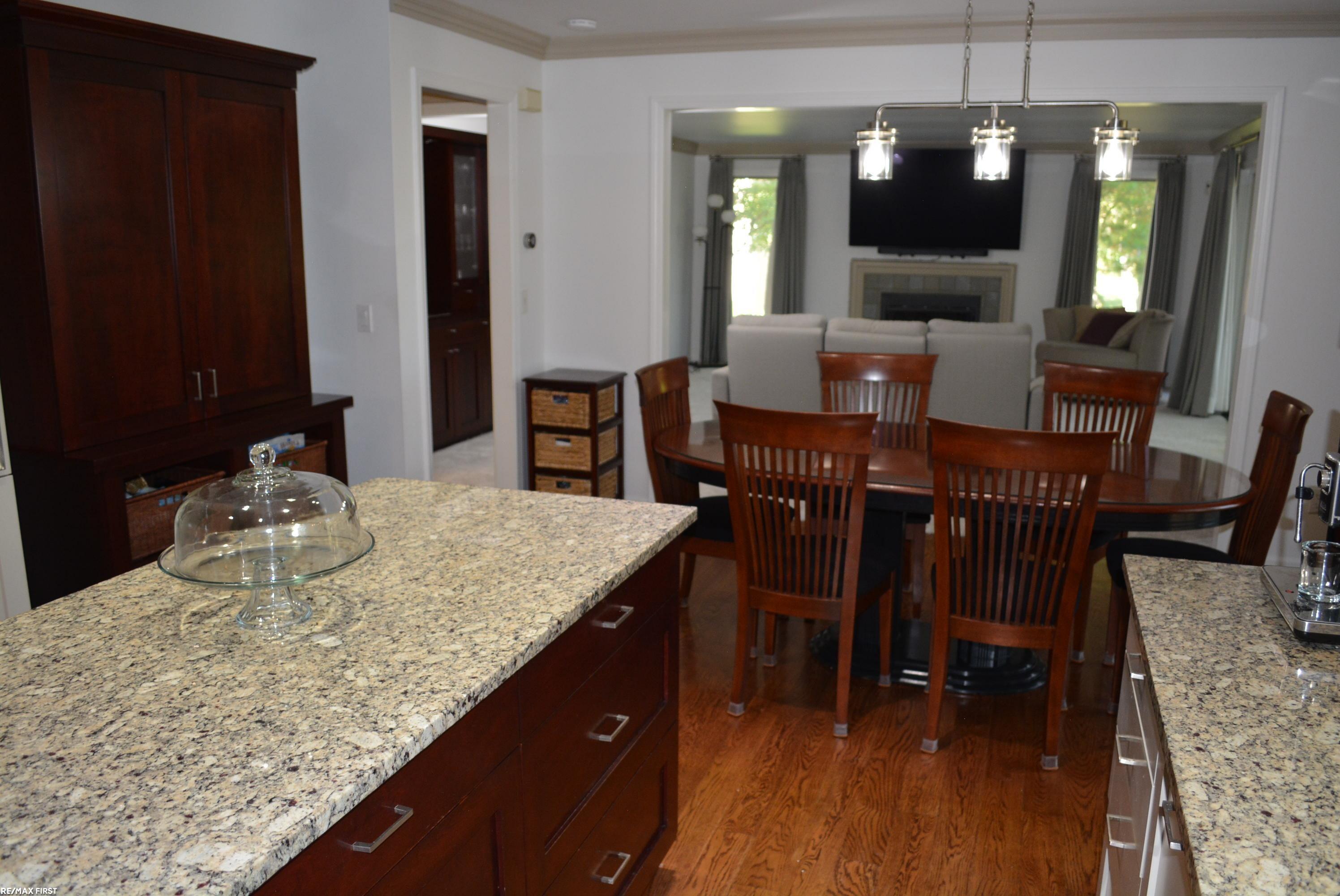 258 Indian Trail Property Photo 6
